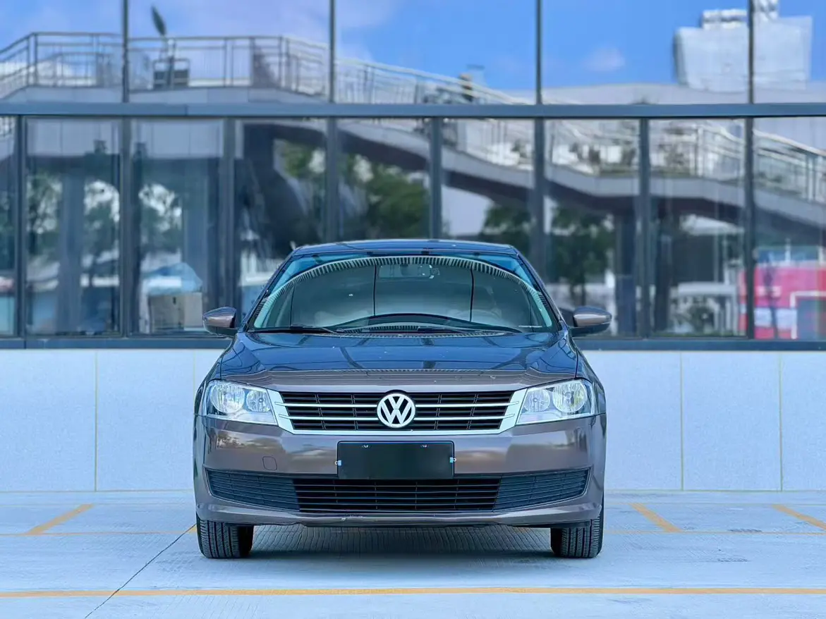 Volkswagen Langxing  из Китая