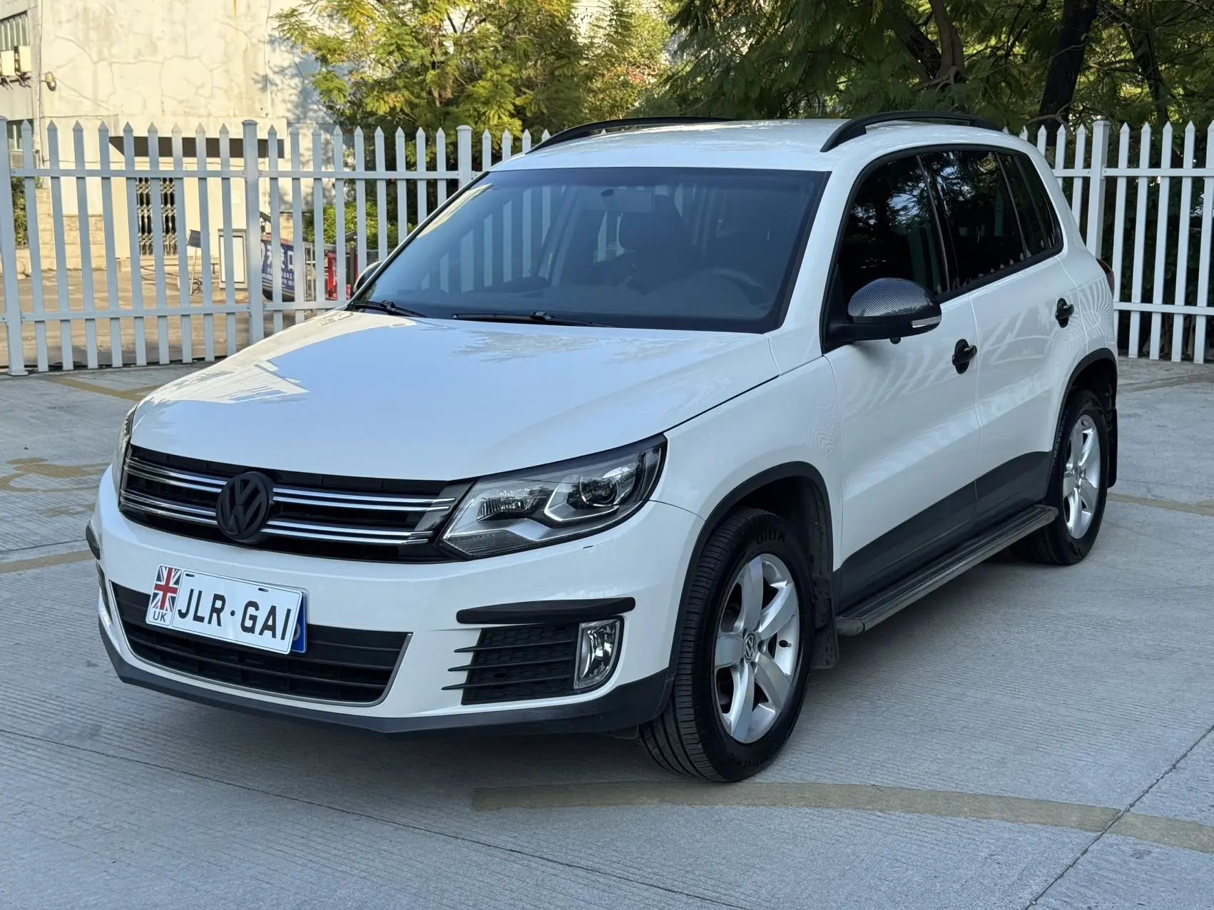 Volkswagen Tiguan  из Китая