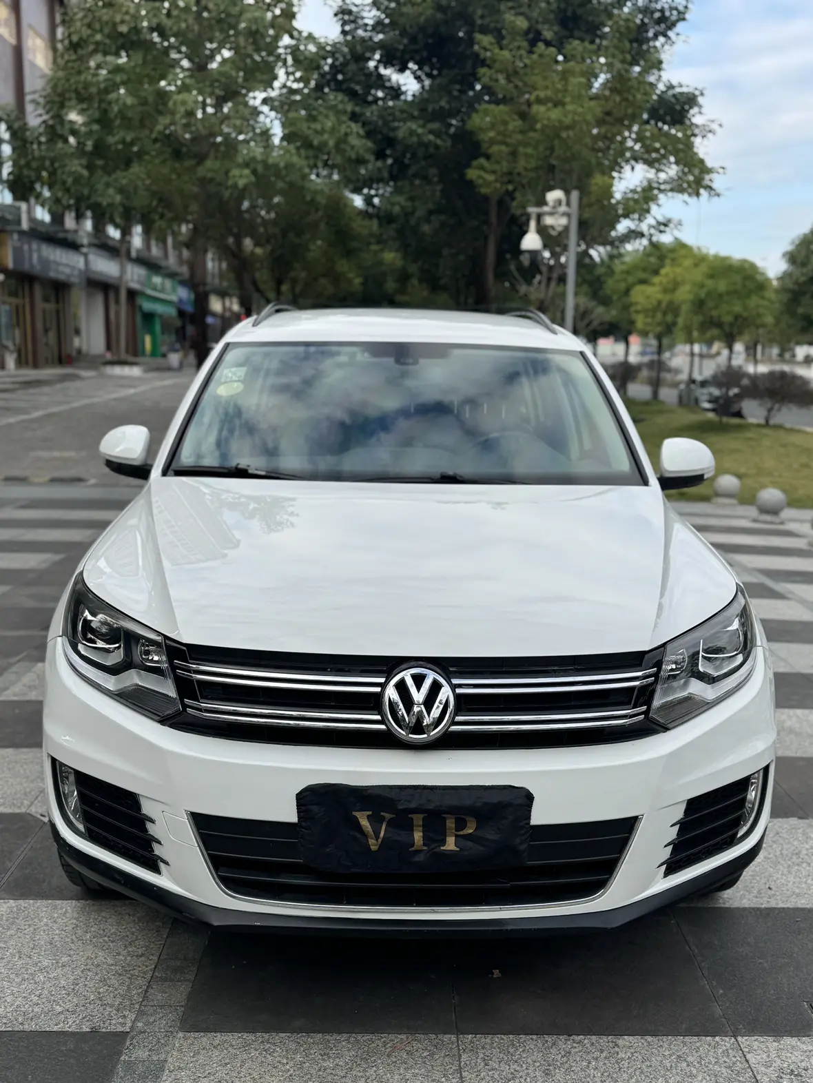 Volkswagen Tiguan  из Китая