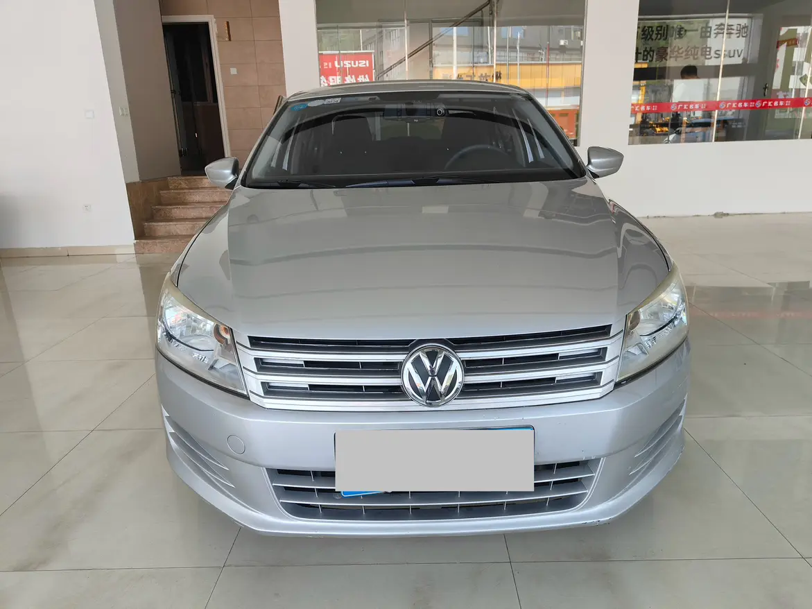 Volkswagen Santana  из Китая