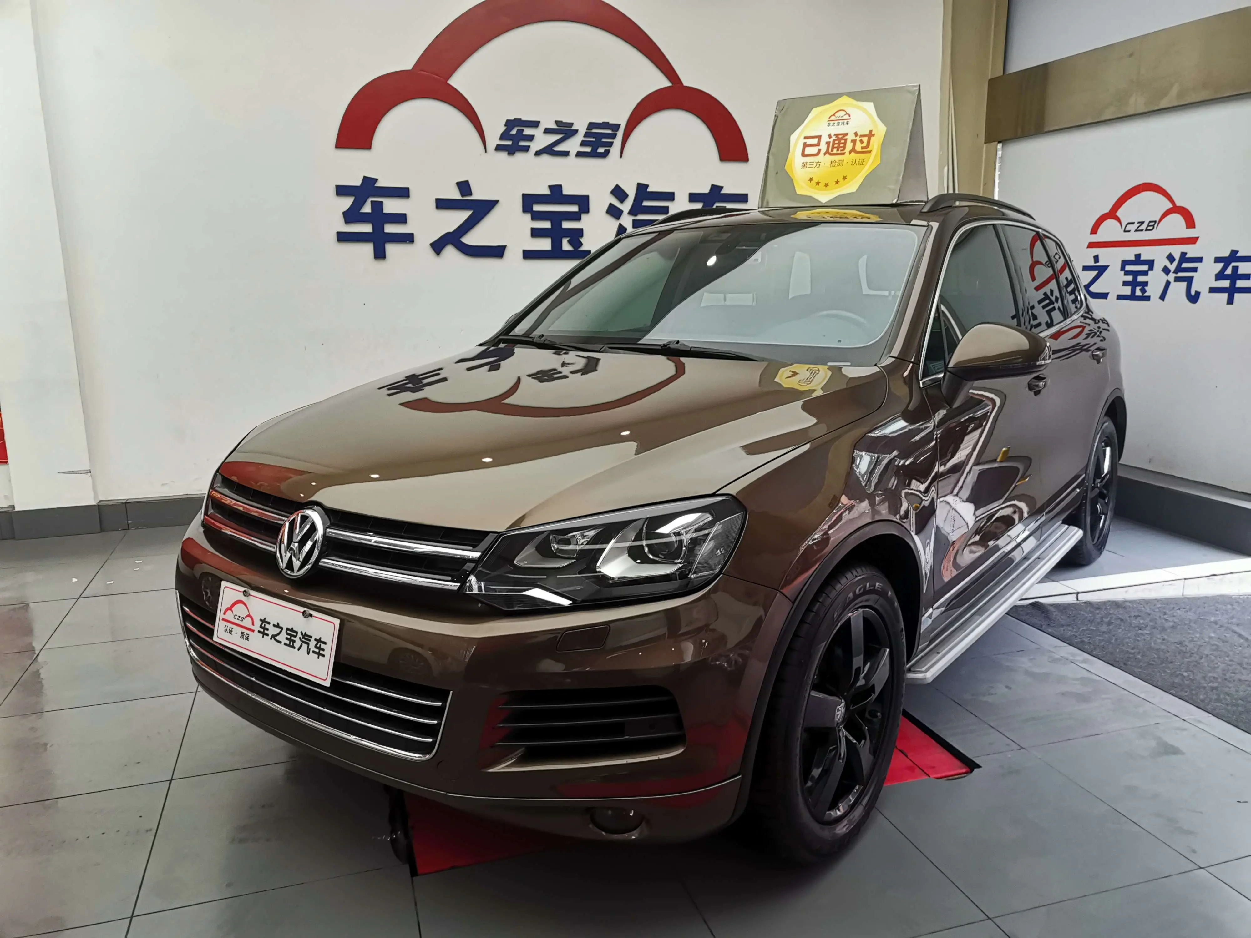 Volkswagen Touareg  из Китая
