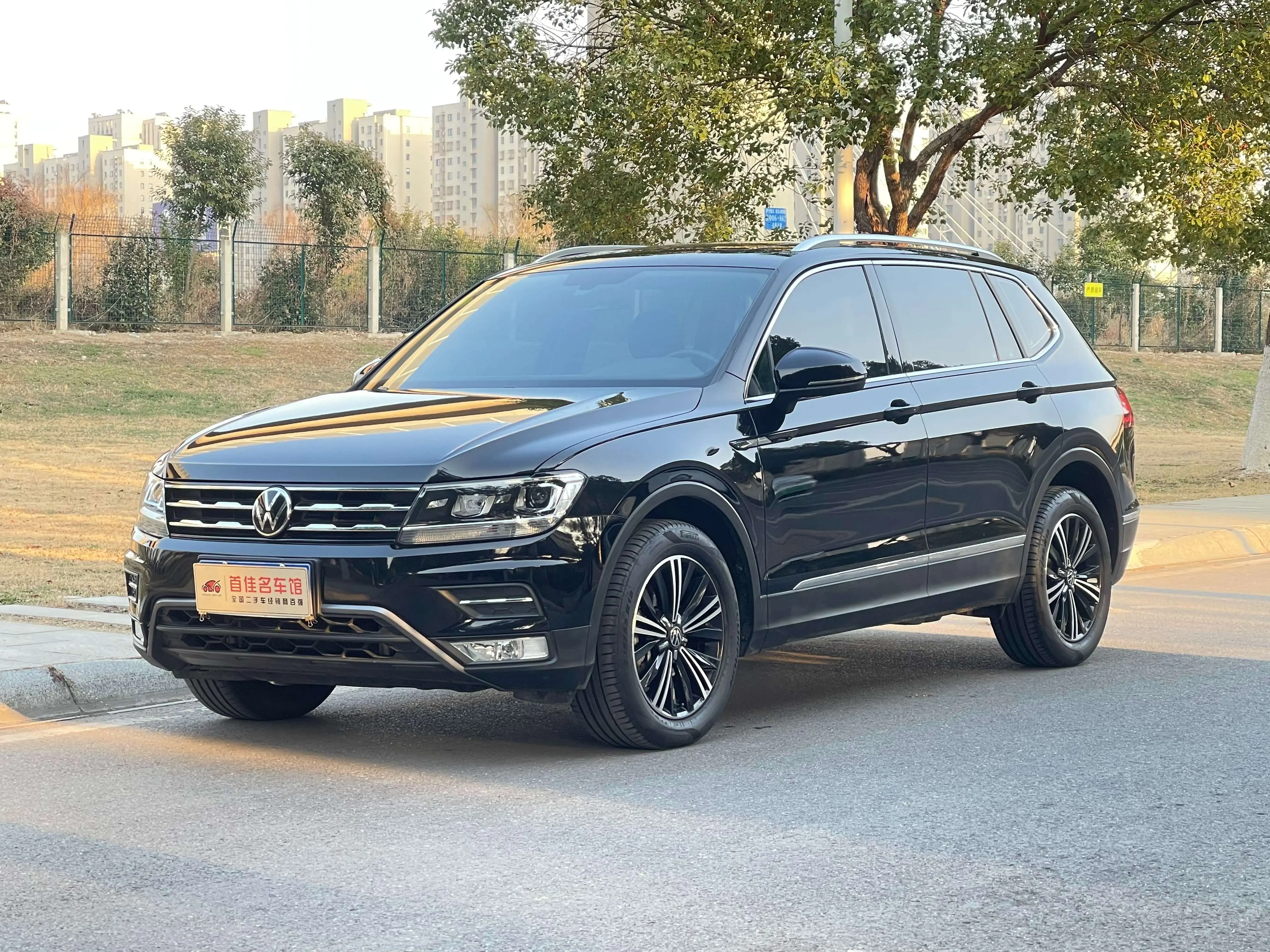 Volkswagen Tiguan L  из Китая