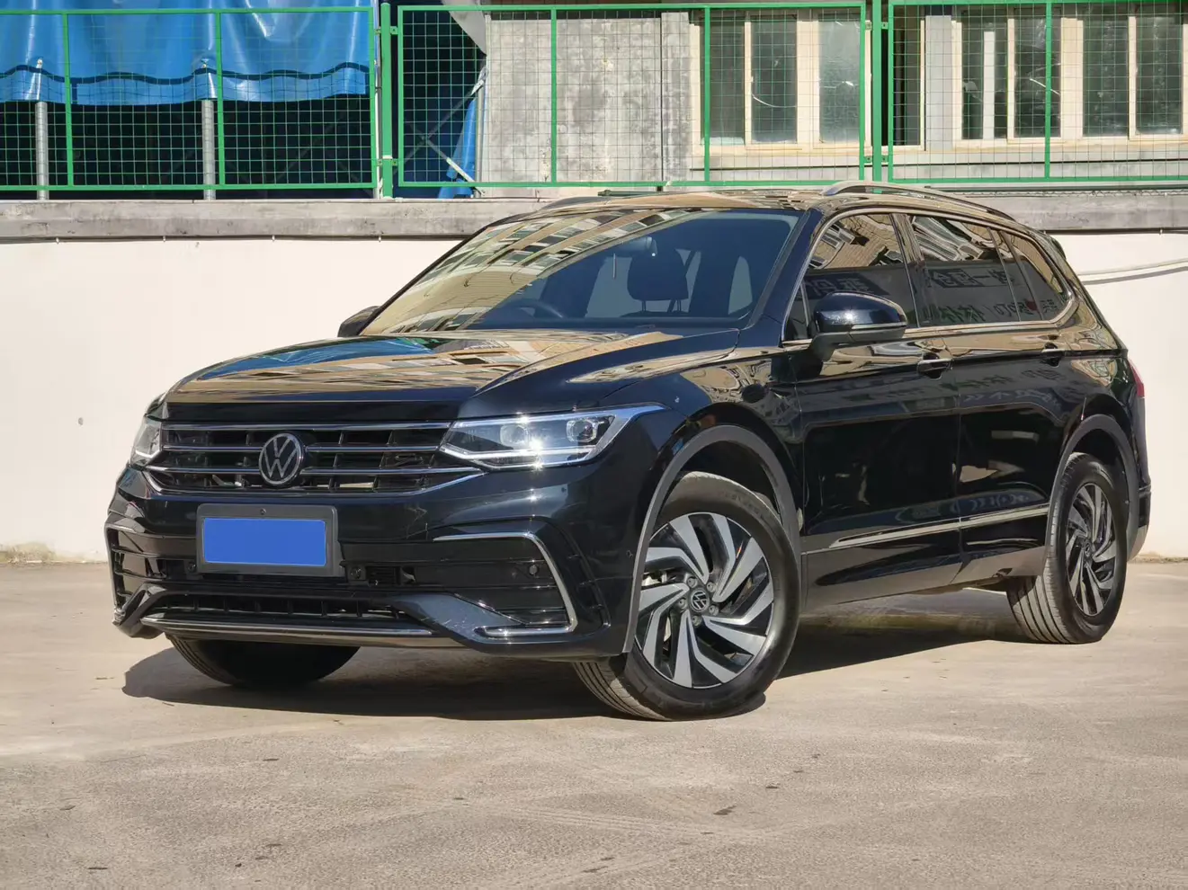 Volkswagen Tiguan L  из Китая