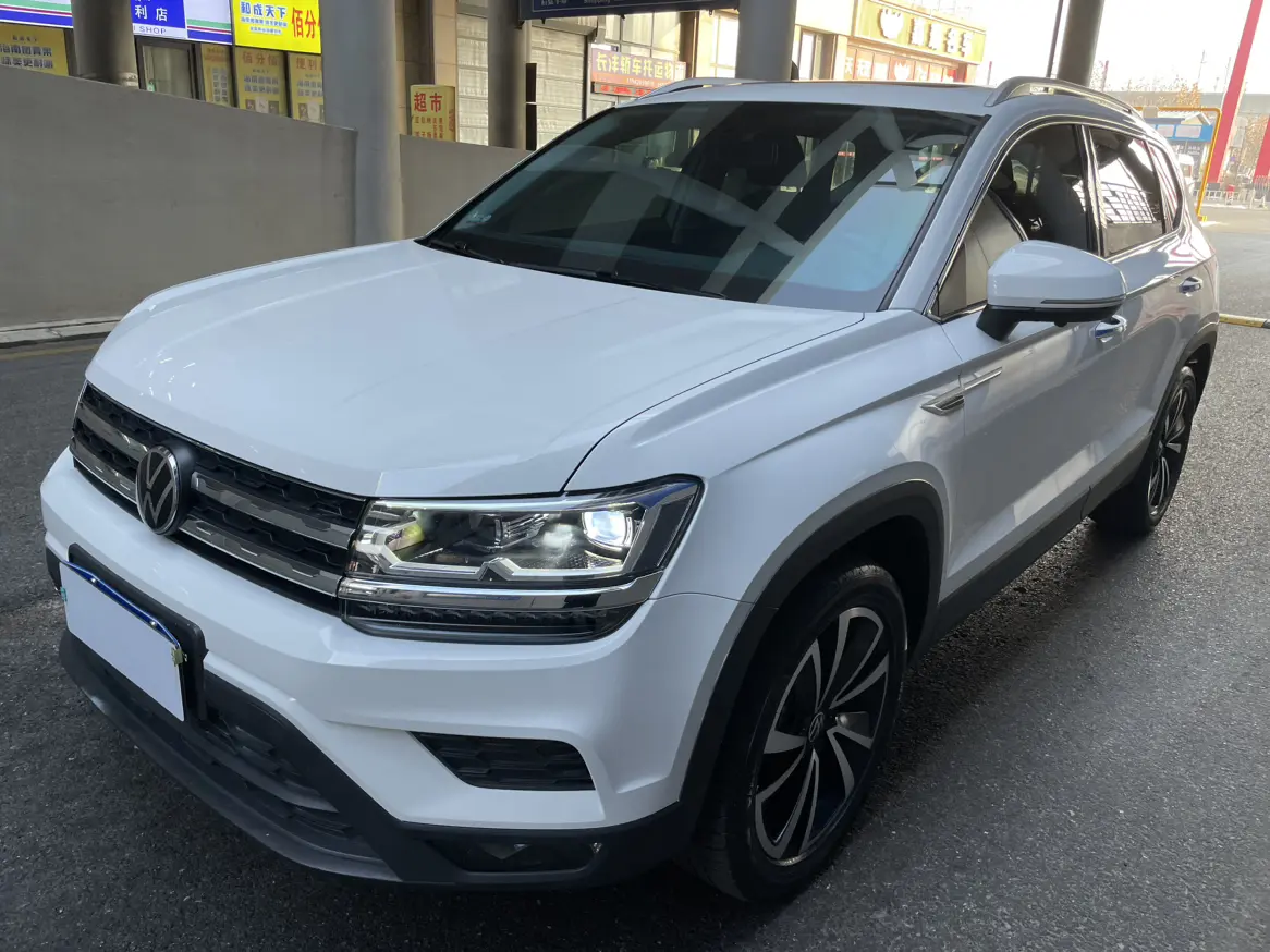 Volkswagen Tharu  из Китая