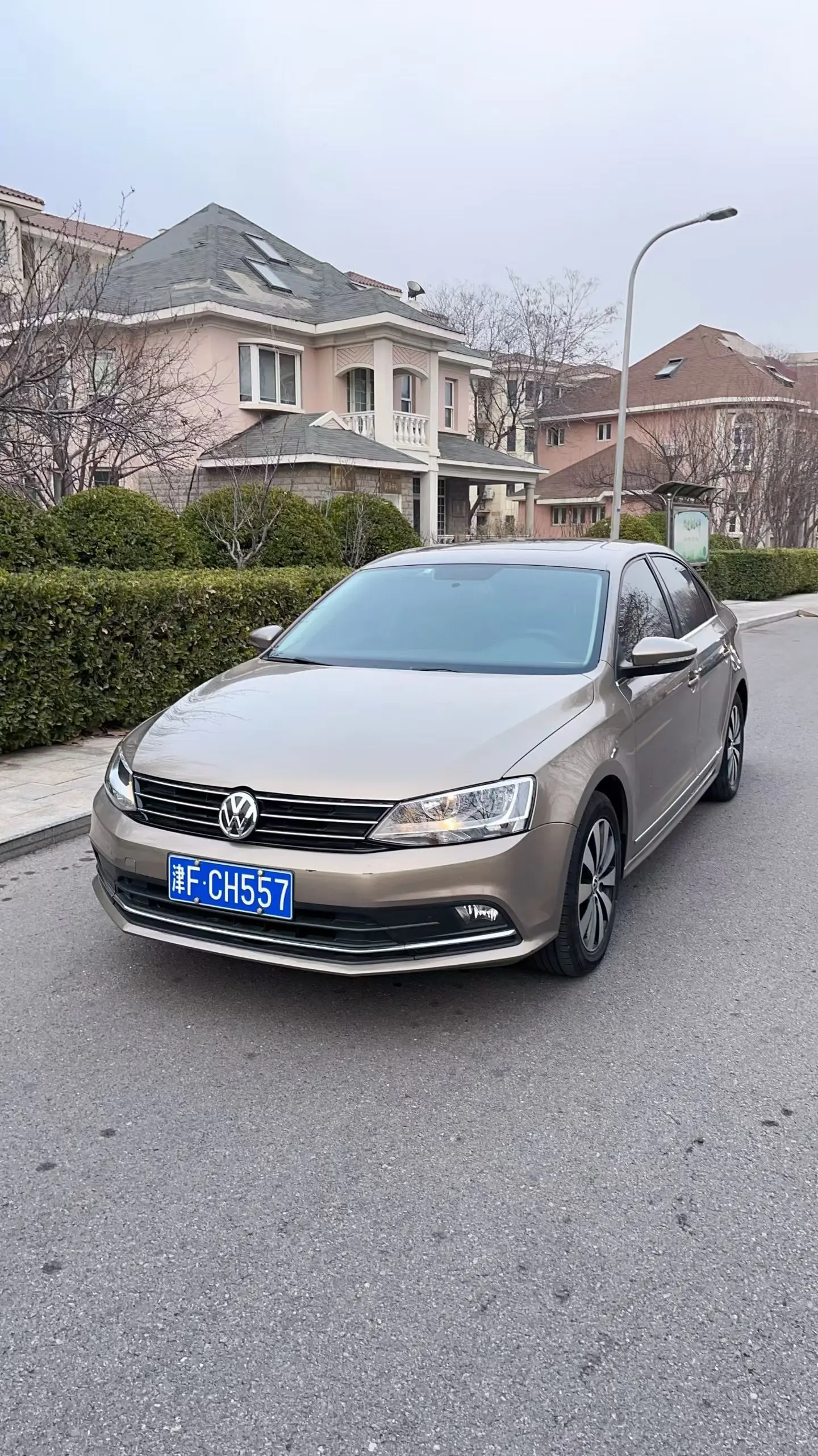 Volkswagen Sagitar  из Китая