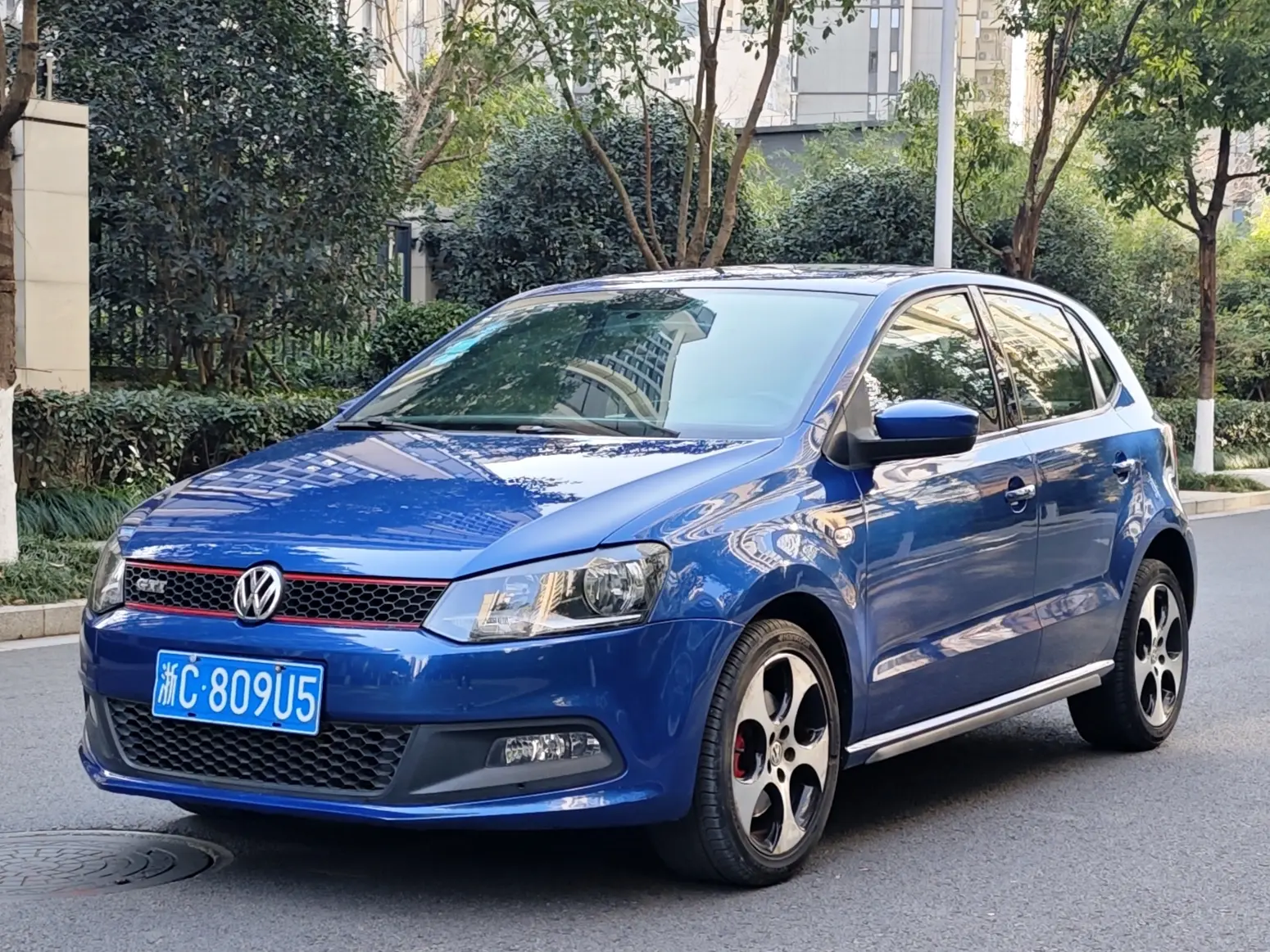 Volkswagen Polo  из Китая