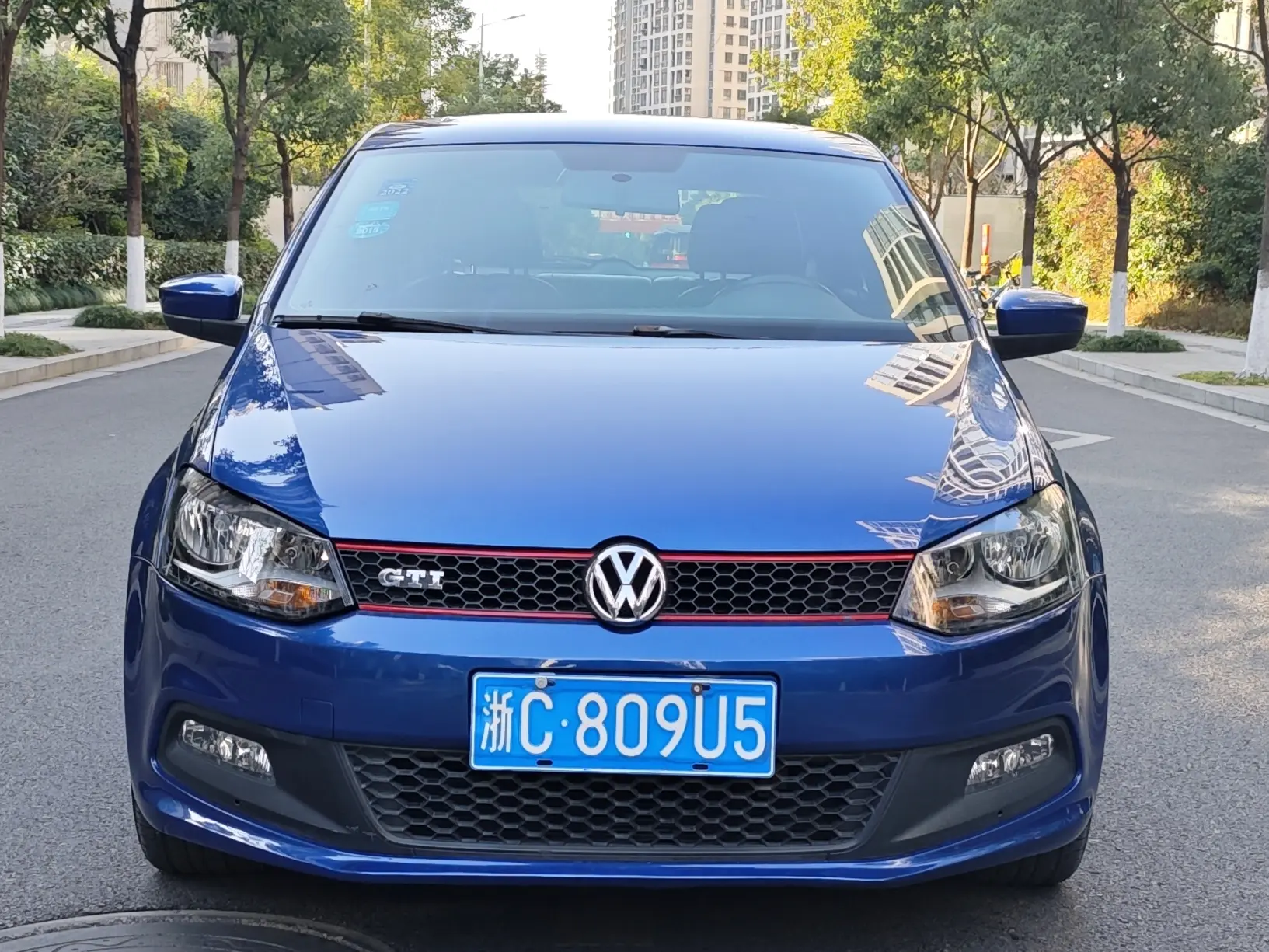 Volkswagen Polo  из Китая