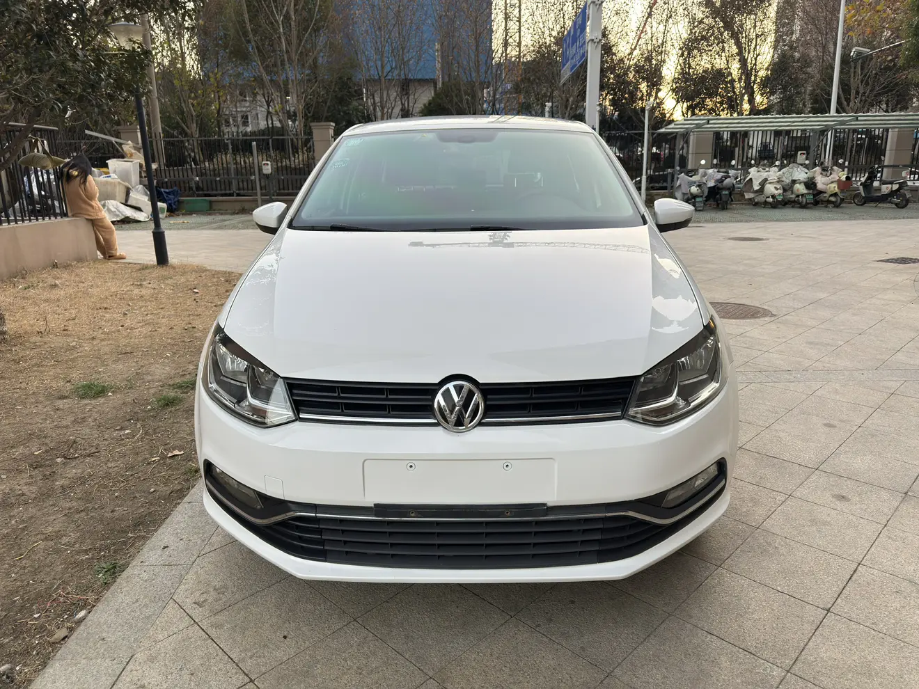 Volkswagen Polo  из Китая