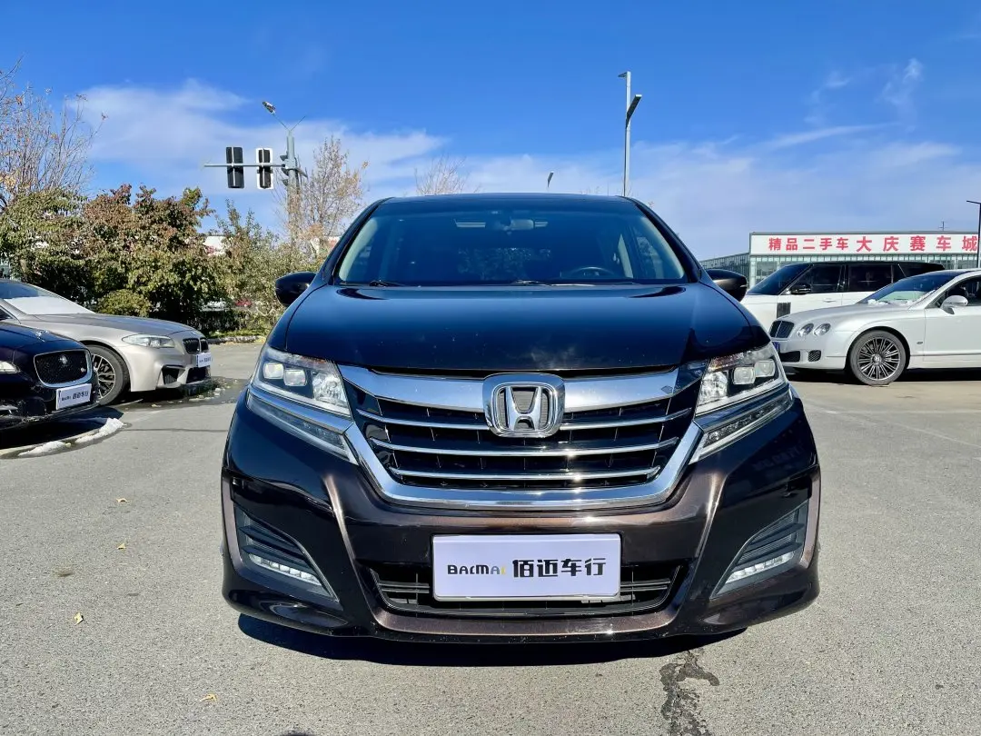 Honda Elysion (Alison)  из Китая