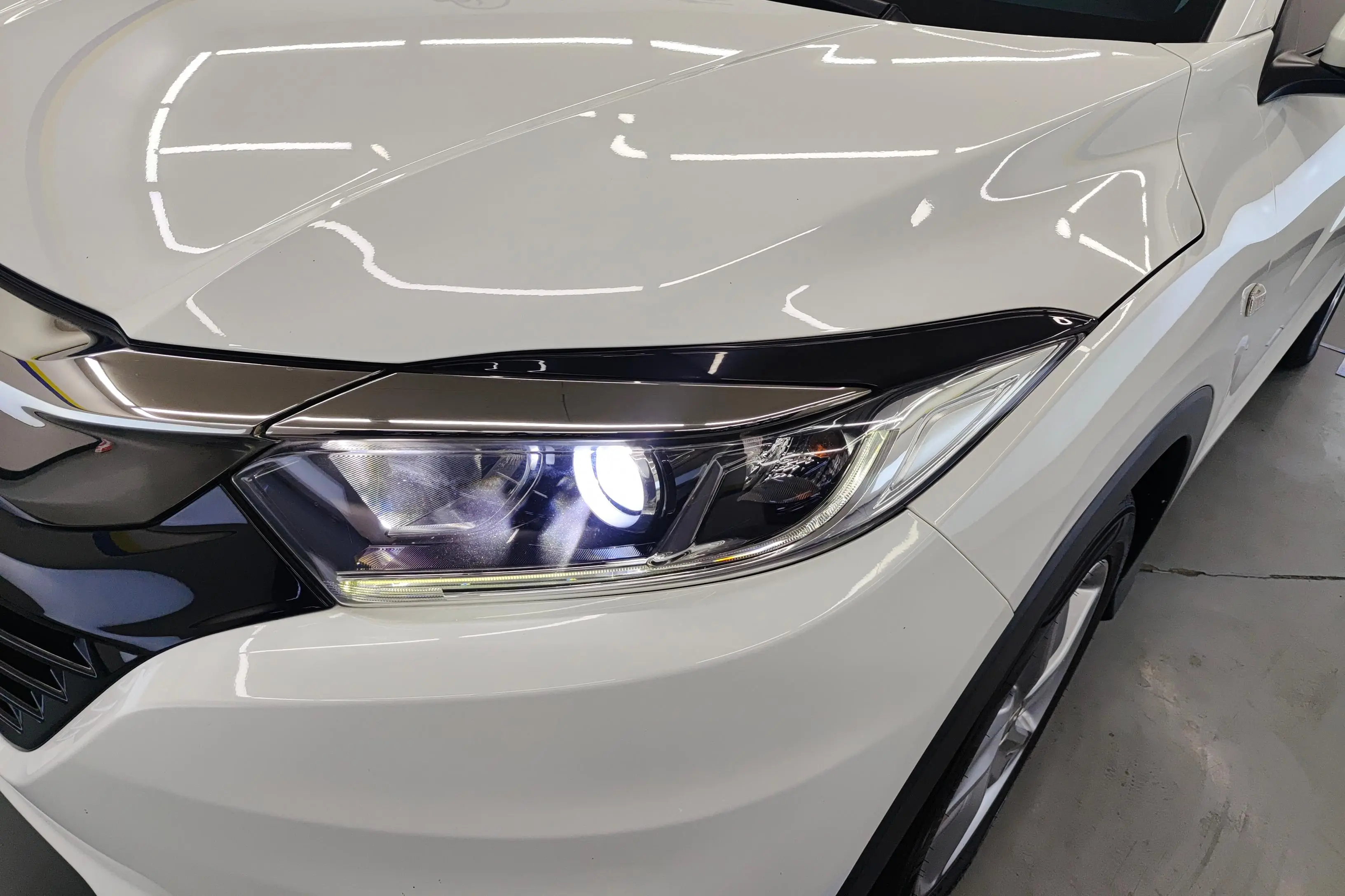 Honda Vezel (Binzhi)  из Китая