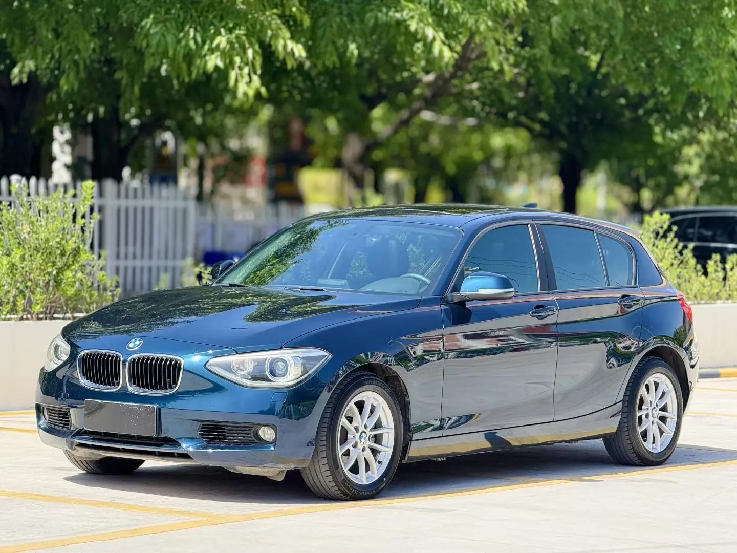 BMW 1 Series  из Китая