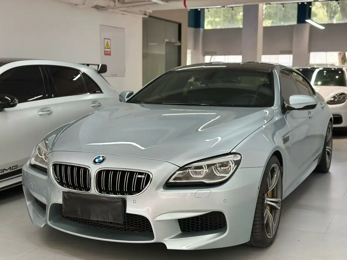 BMW M6  из Китая
