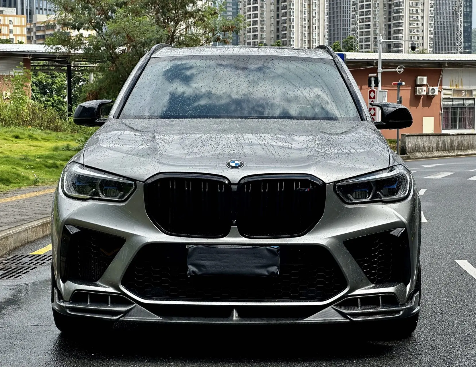 BMW X5M  из Китая