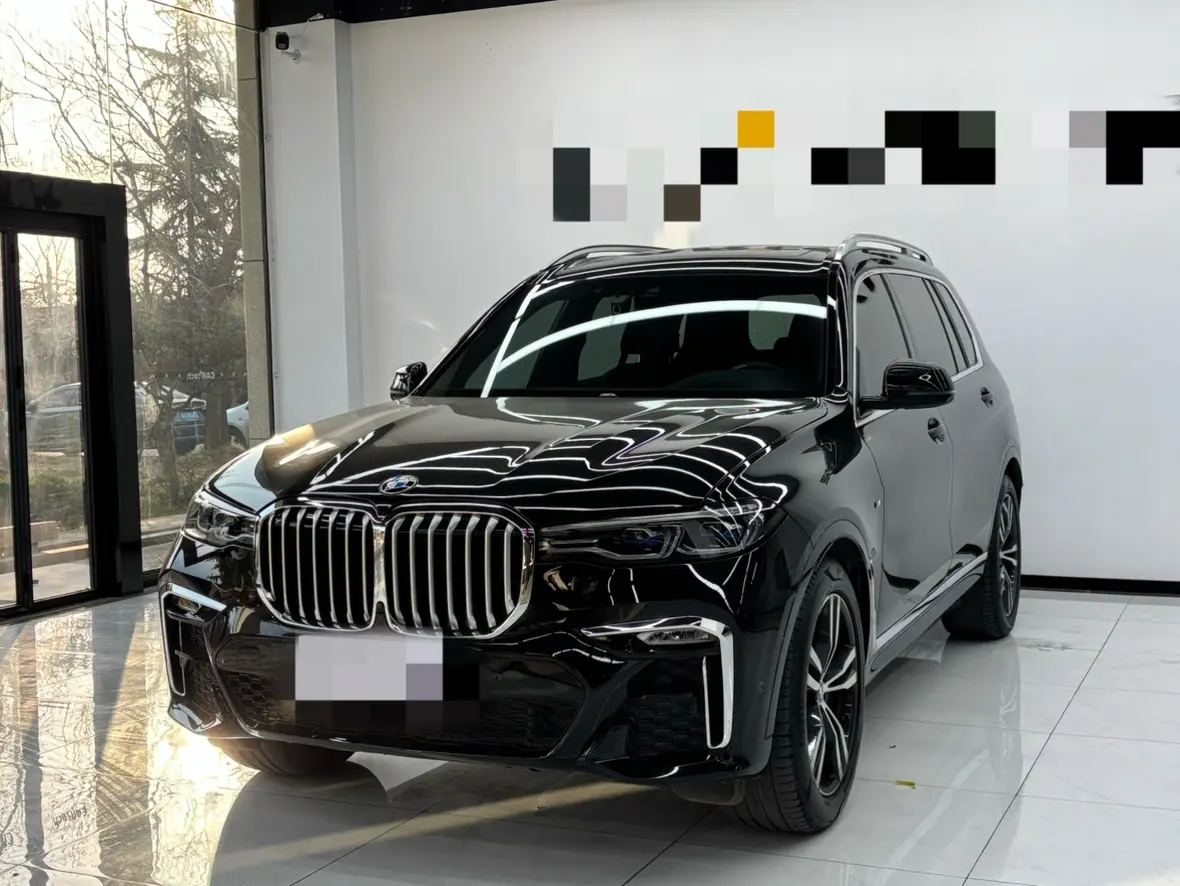 BMW X7  из Китая