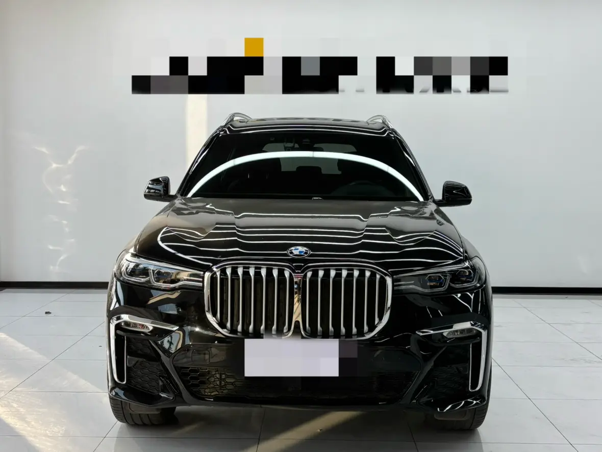 BMW X7  из Китая