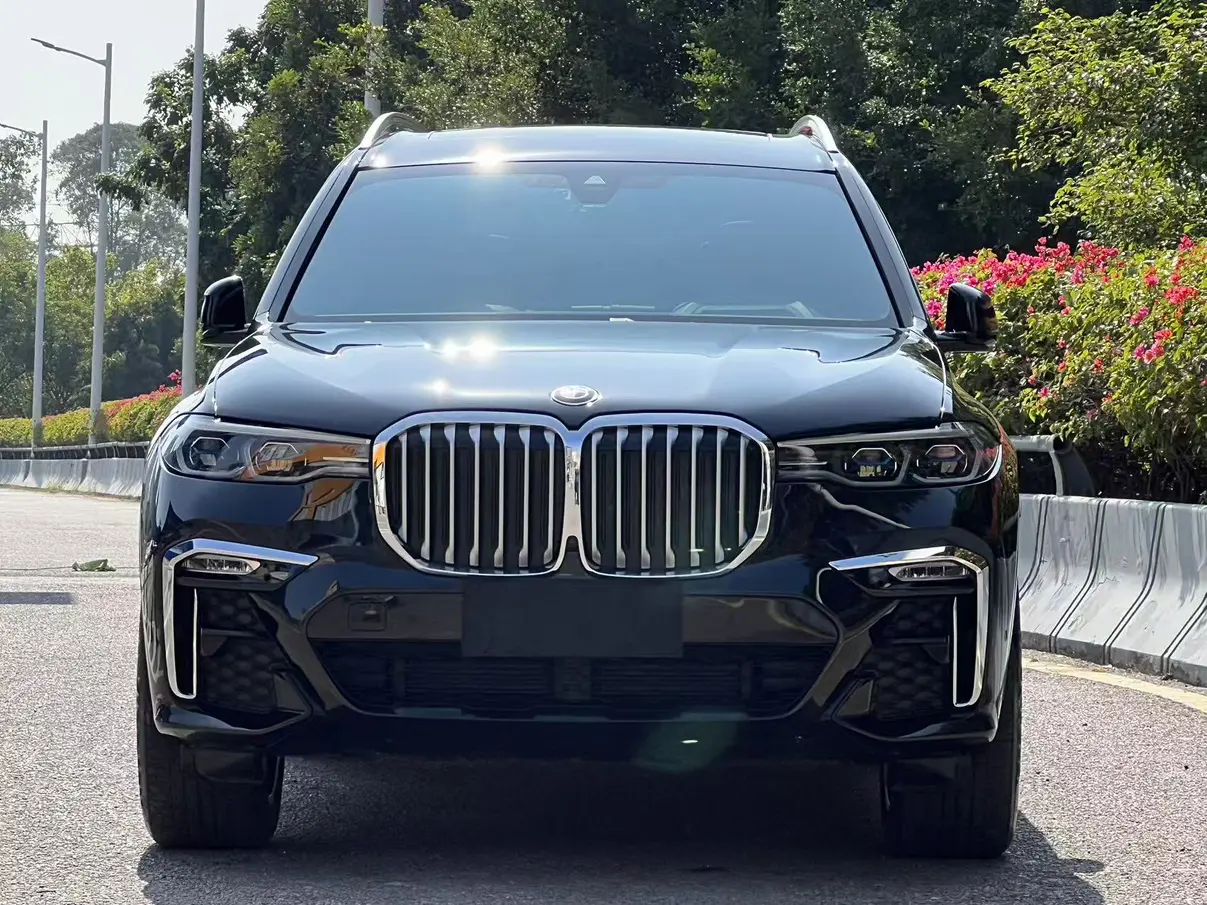 BMW X7  из Китая
