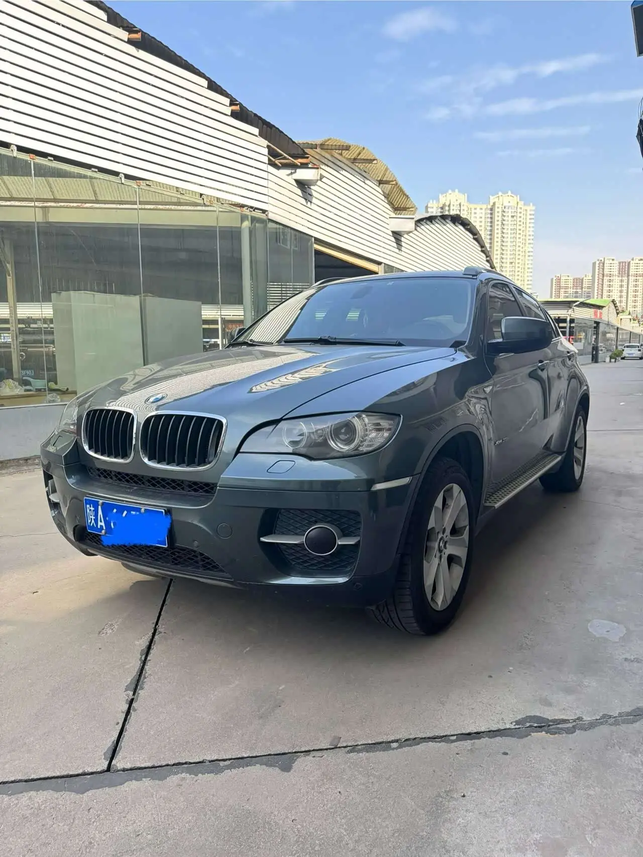 BMW X6  из Китая
