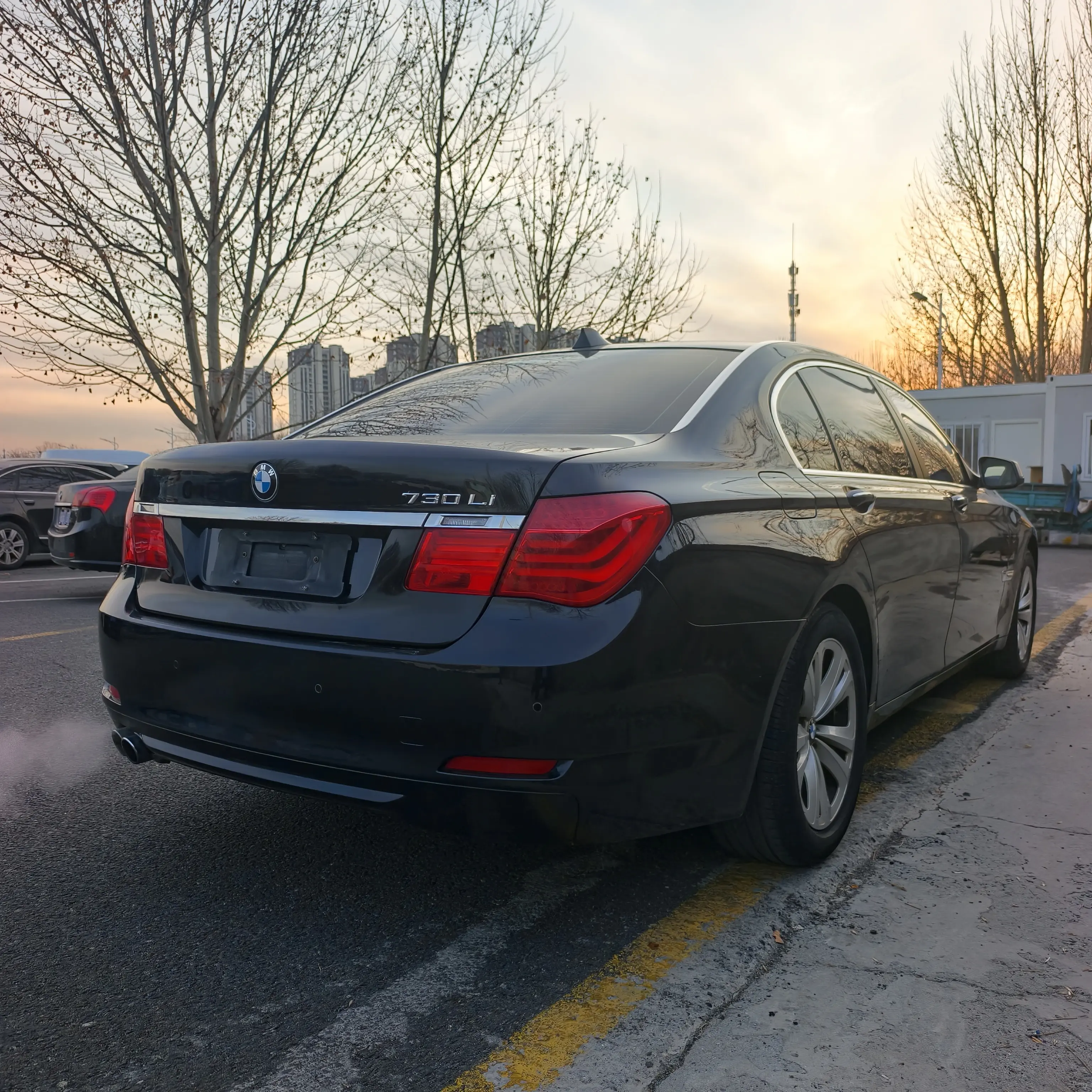 BMW 7 Series  из Китая