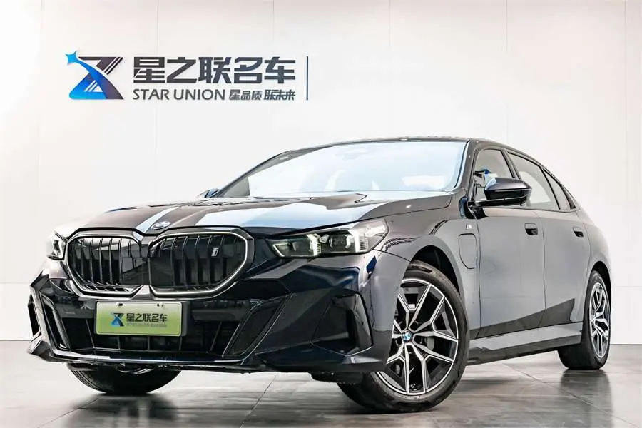 BMW i5  из Китая