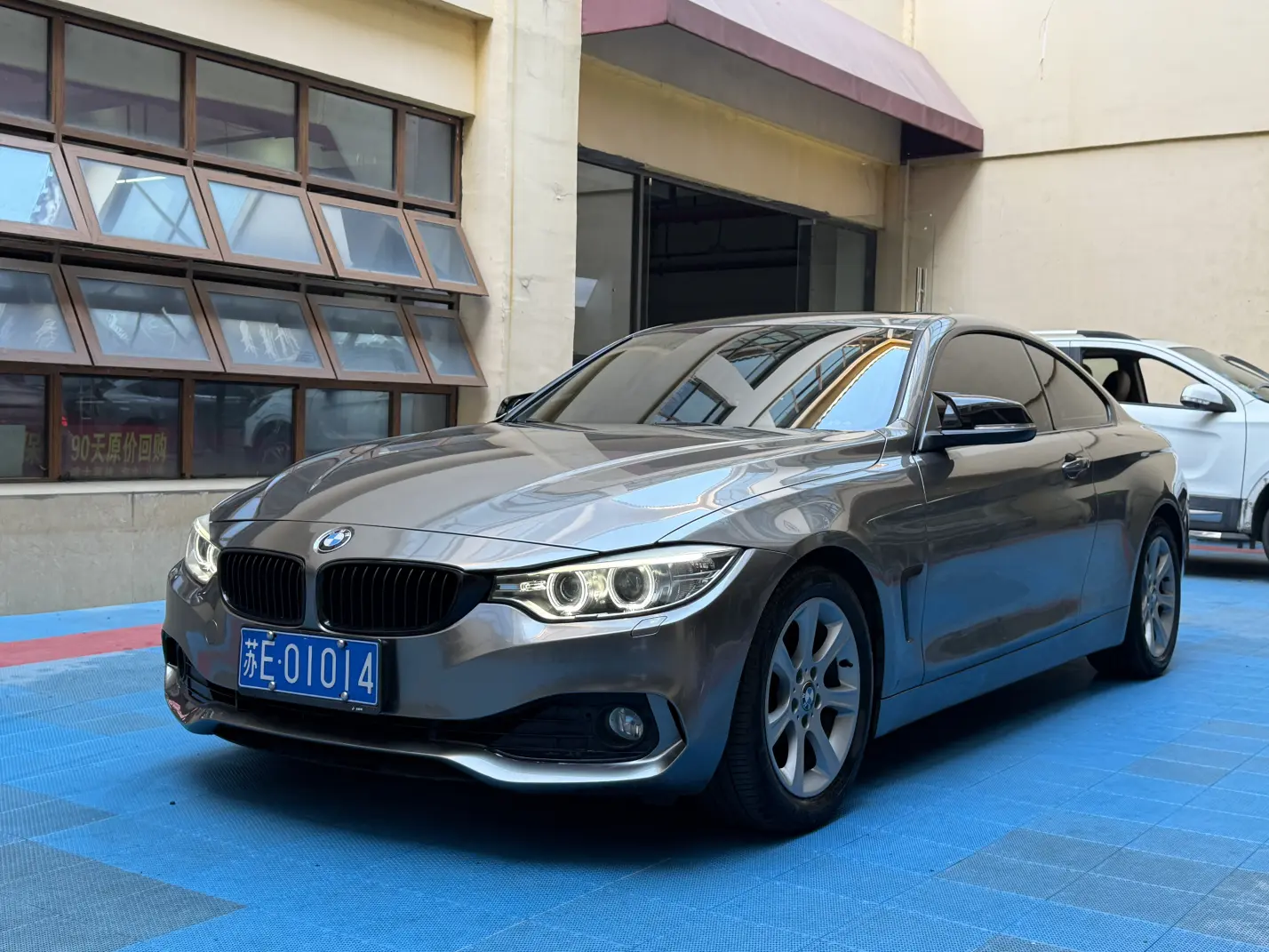 BMW 4 Series  из Китая
