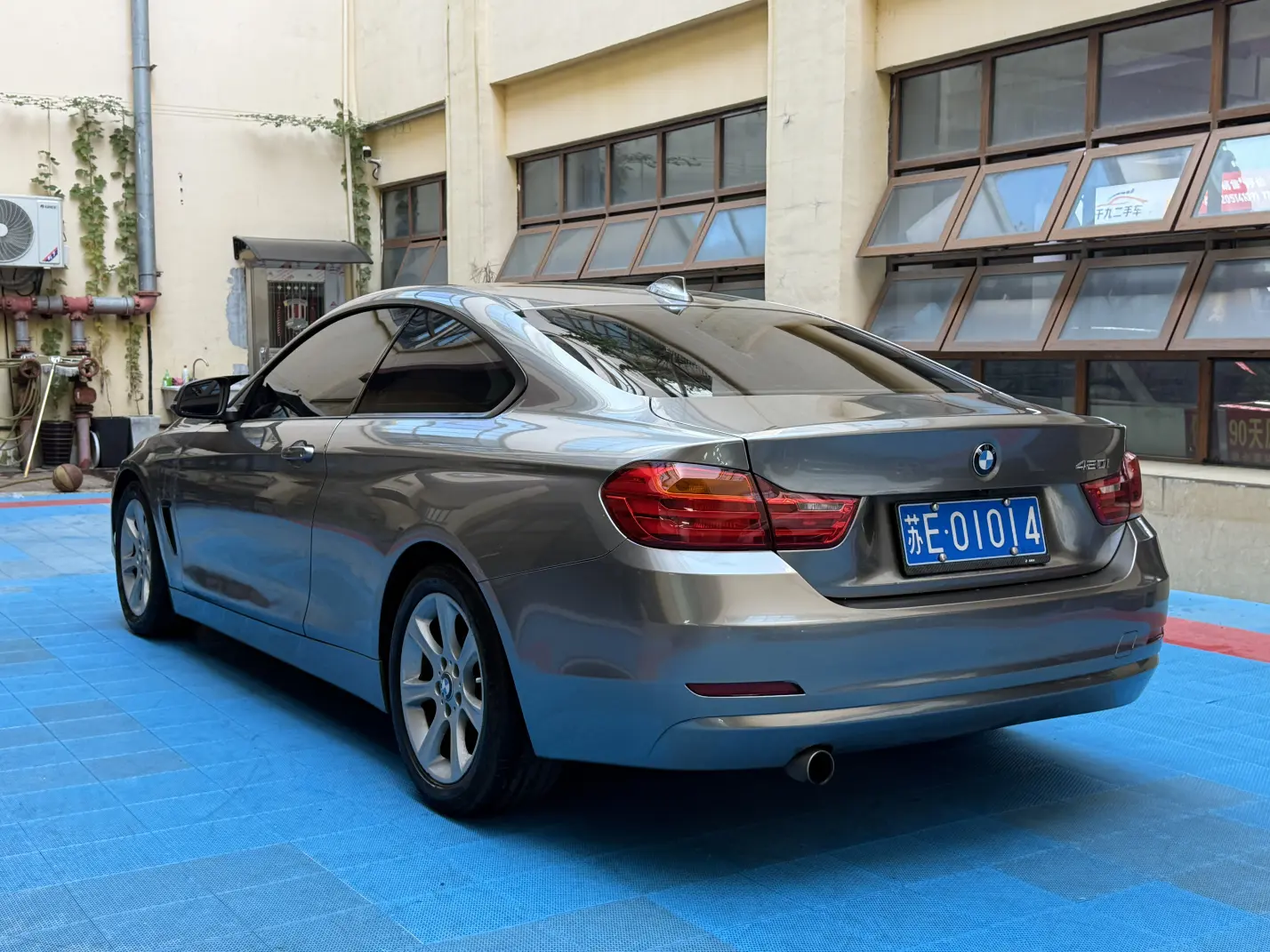 BMW 4 Series  из Китая