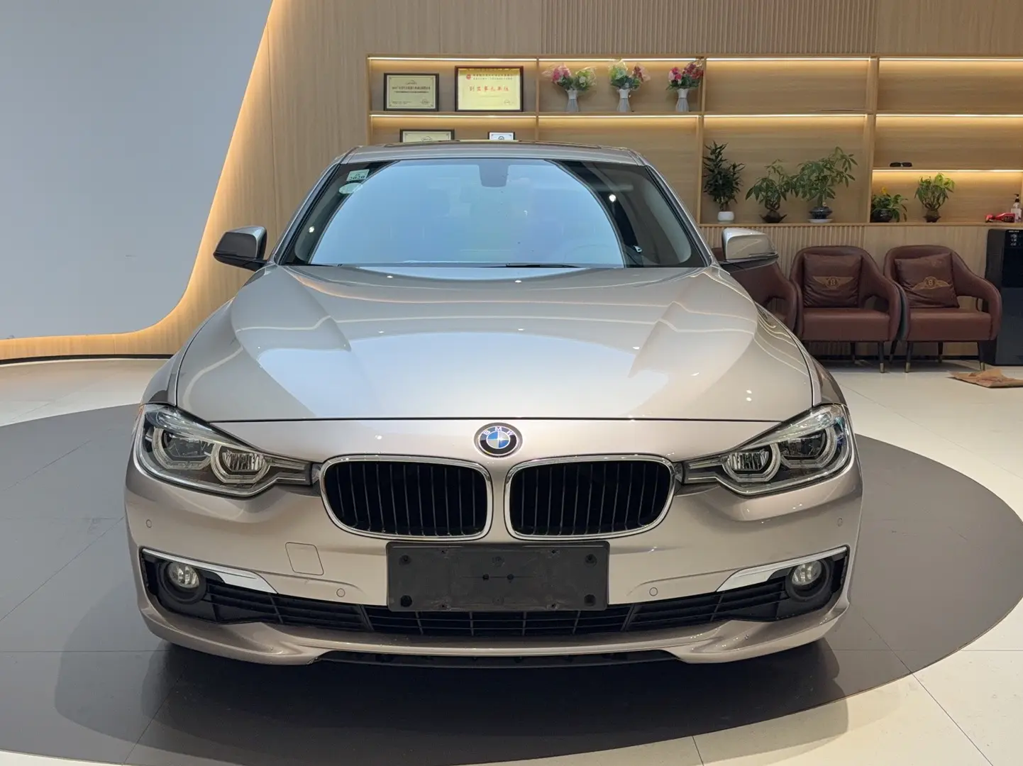 BMW 3 Series  из Китая
