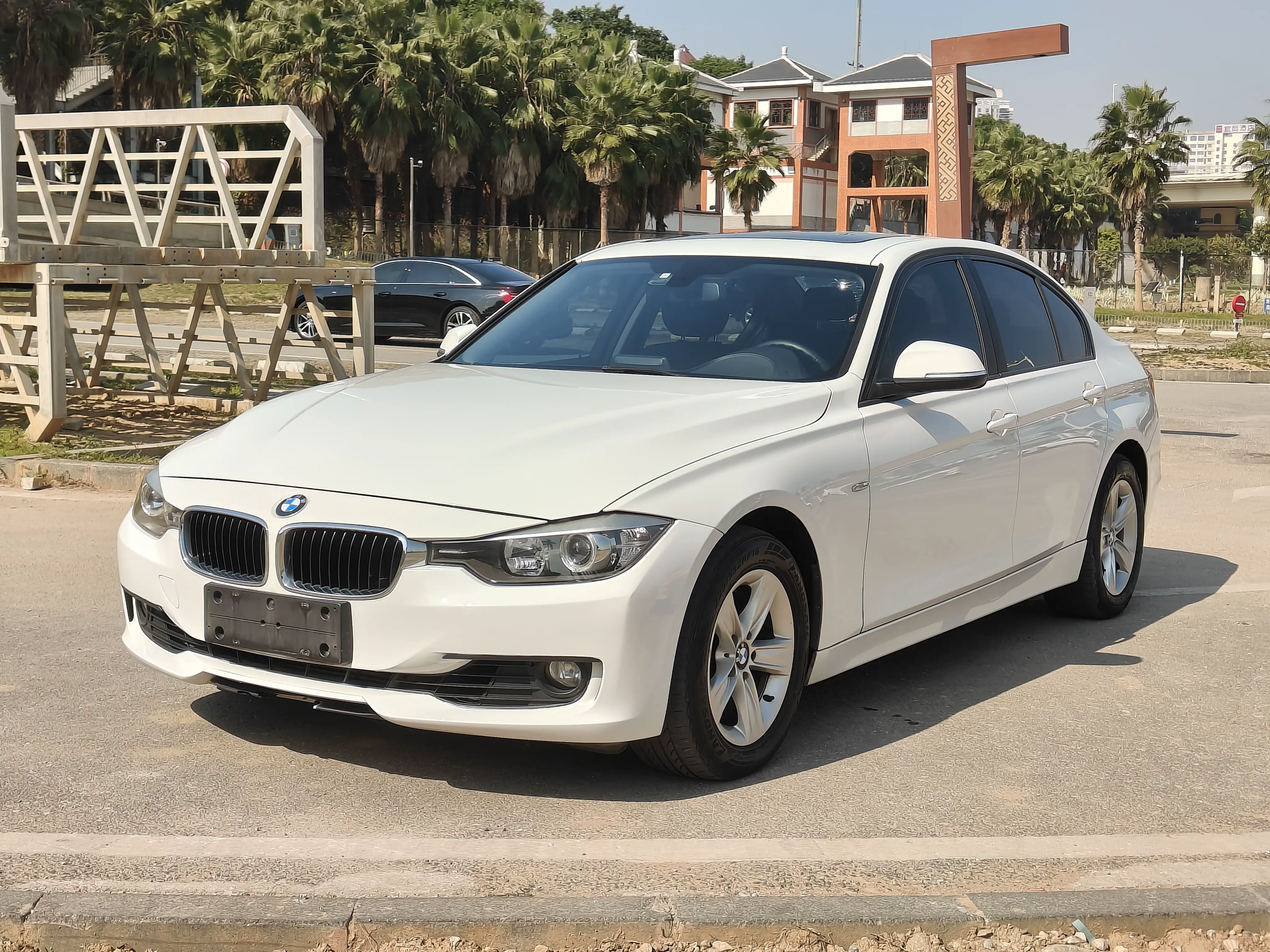 BMW 3 Series  из Китая