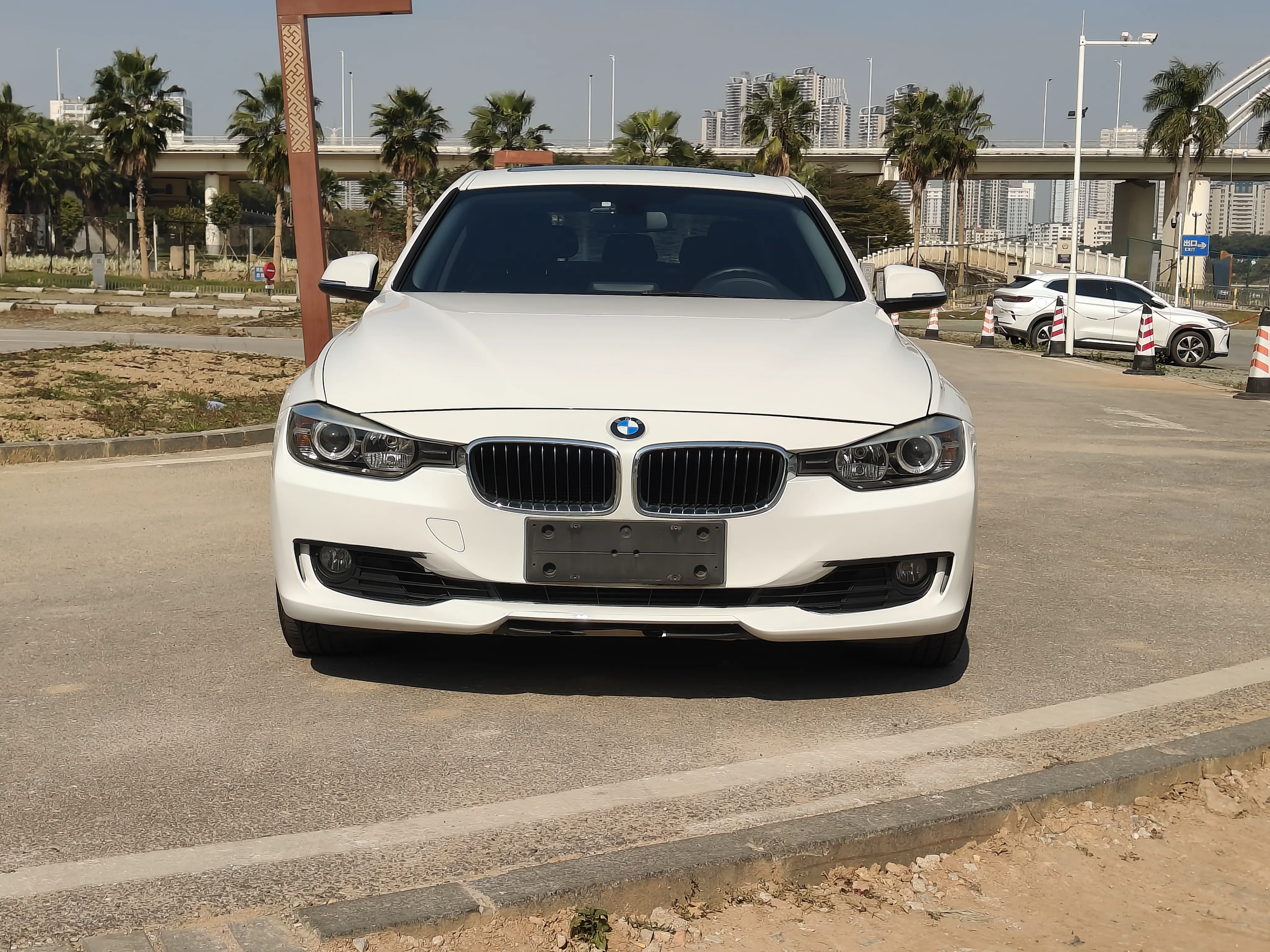 BMW 3 Series  из Китая