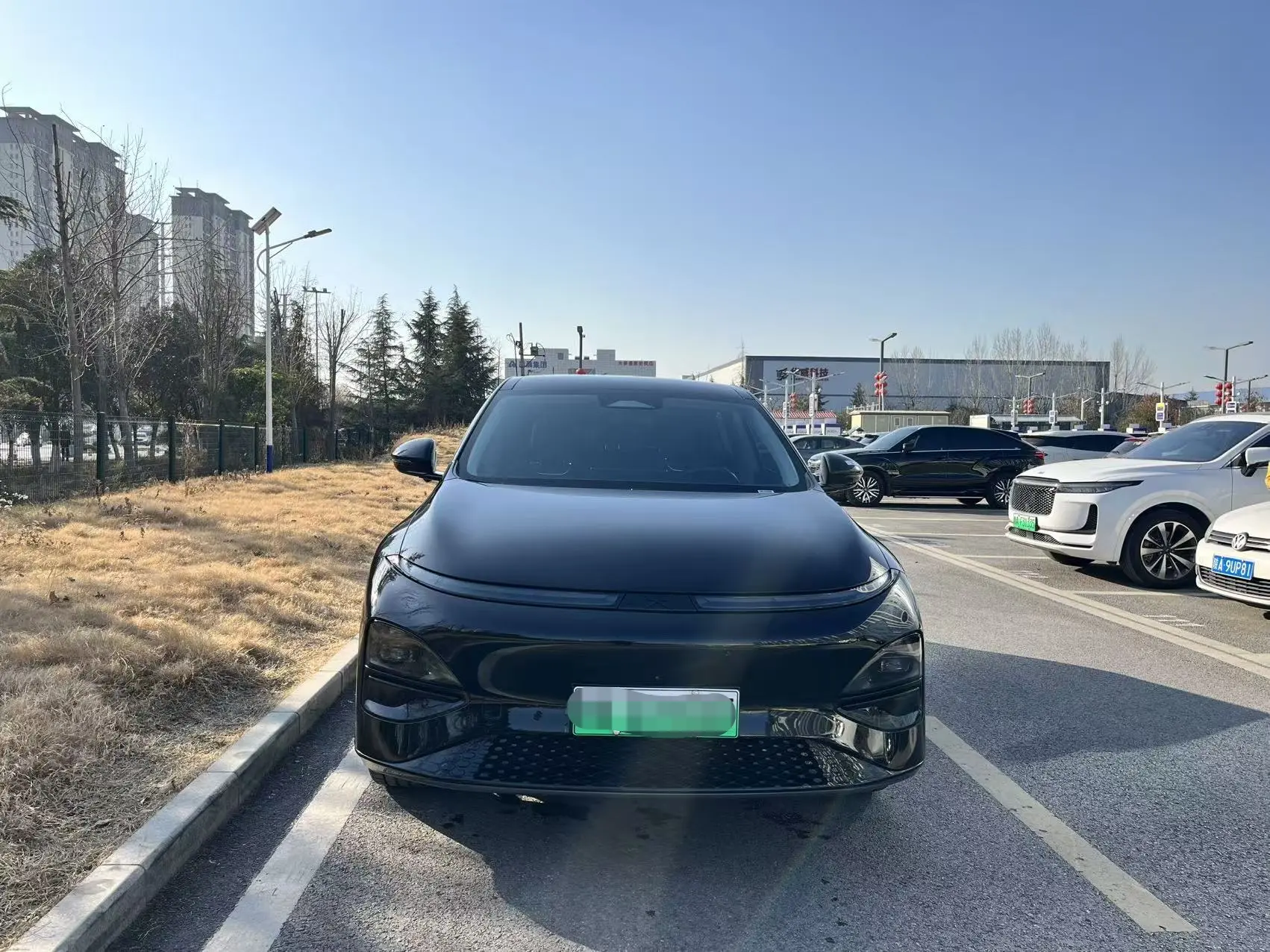 Xpeng G6  из Китая