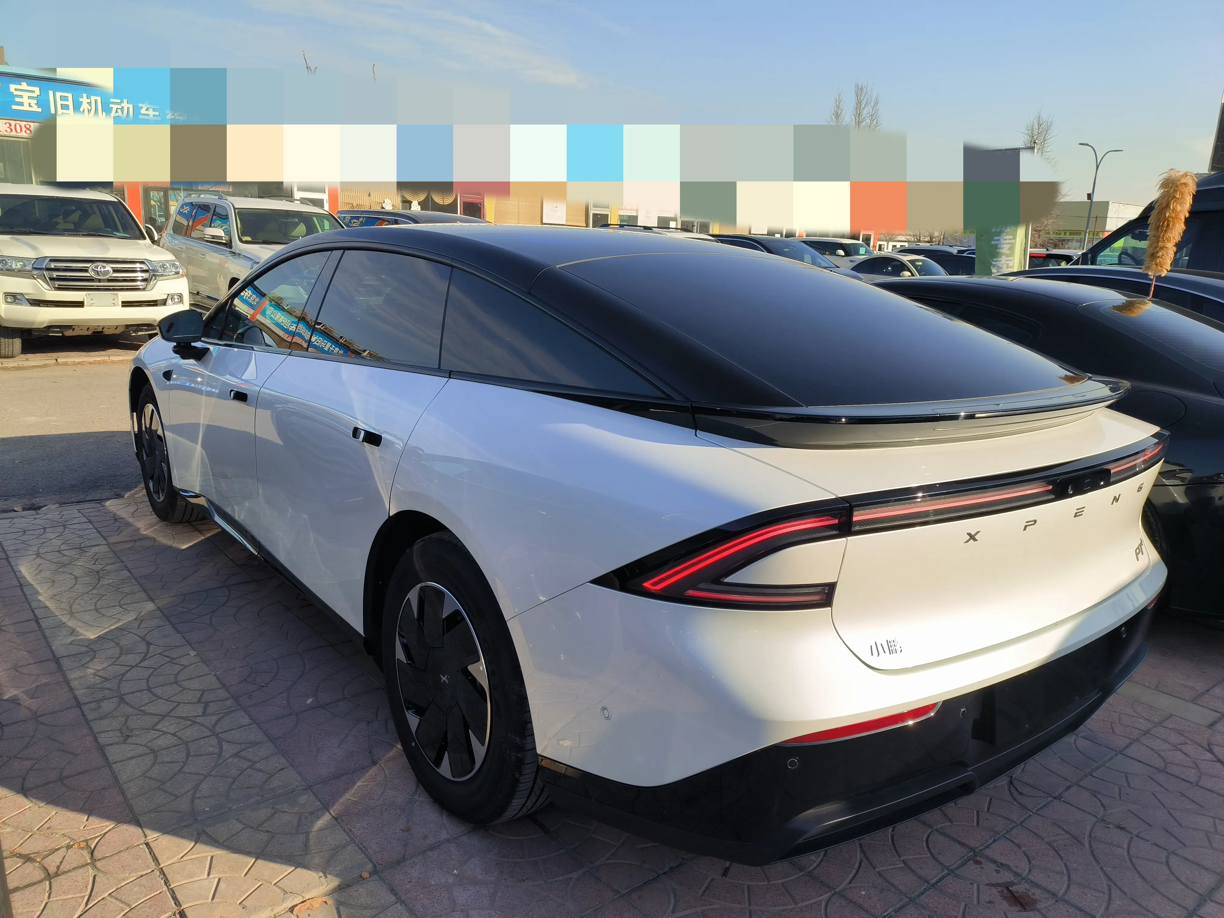 Xpeng P7+  из Китая