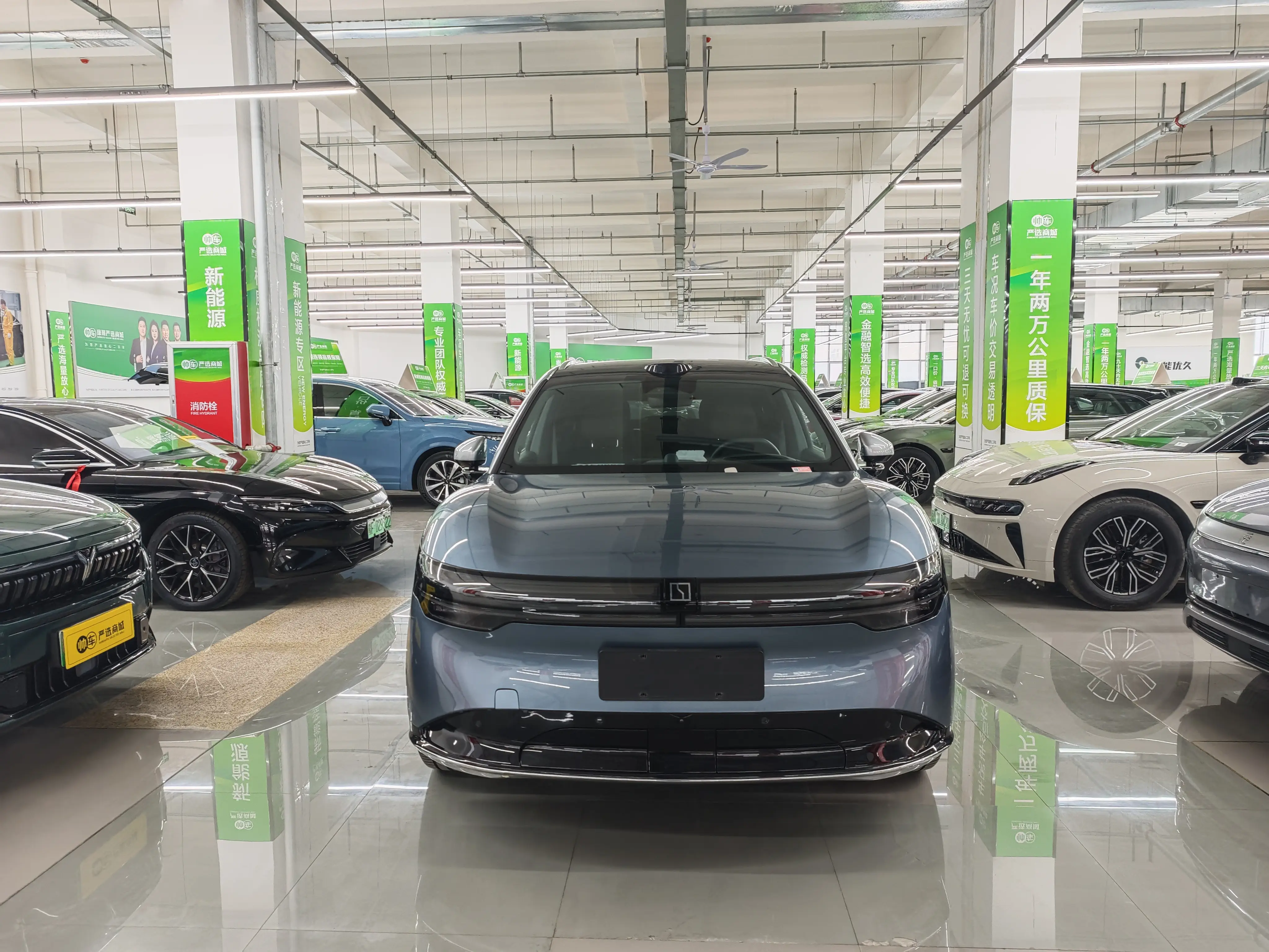 ZEEKR 7X  из Китая