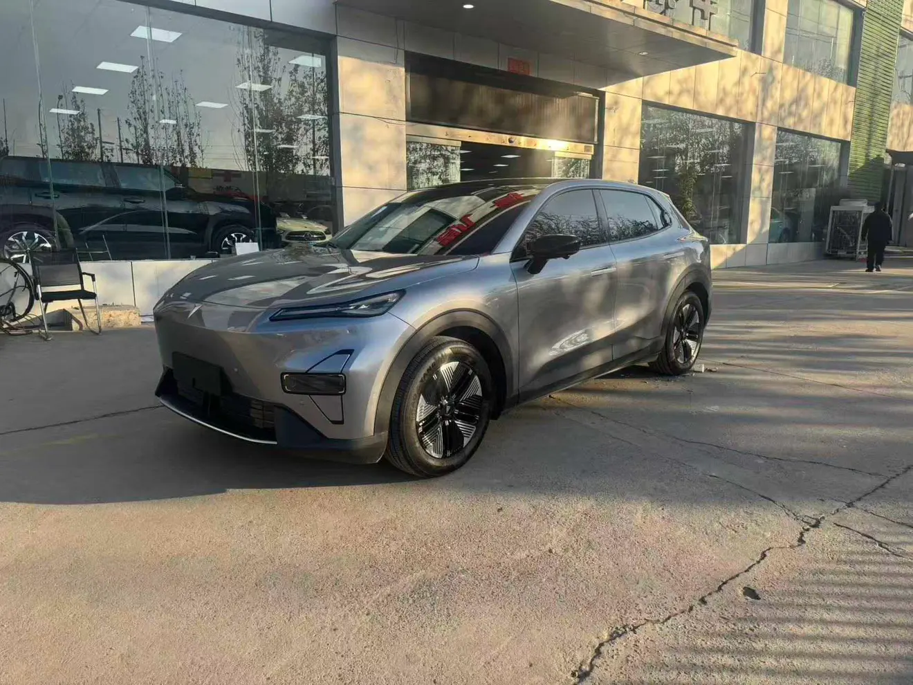 Deepal Dark blue S05  из Китая