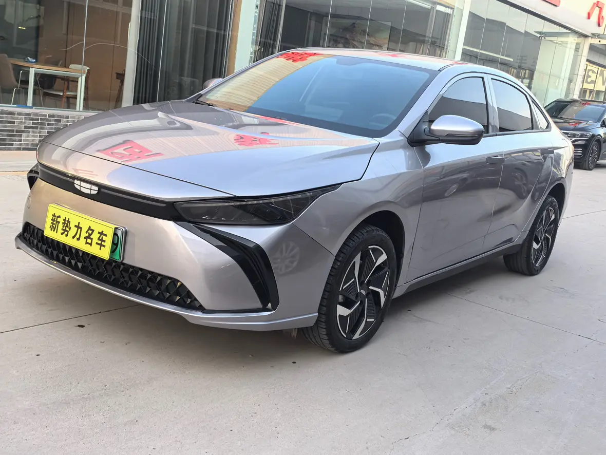 Geely Geometry G6  из Китая