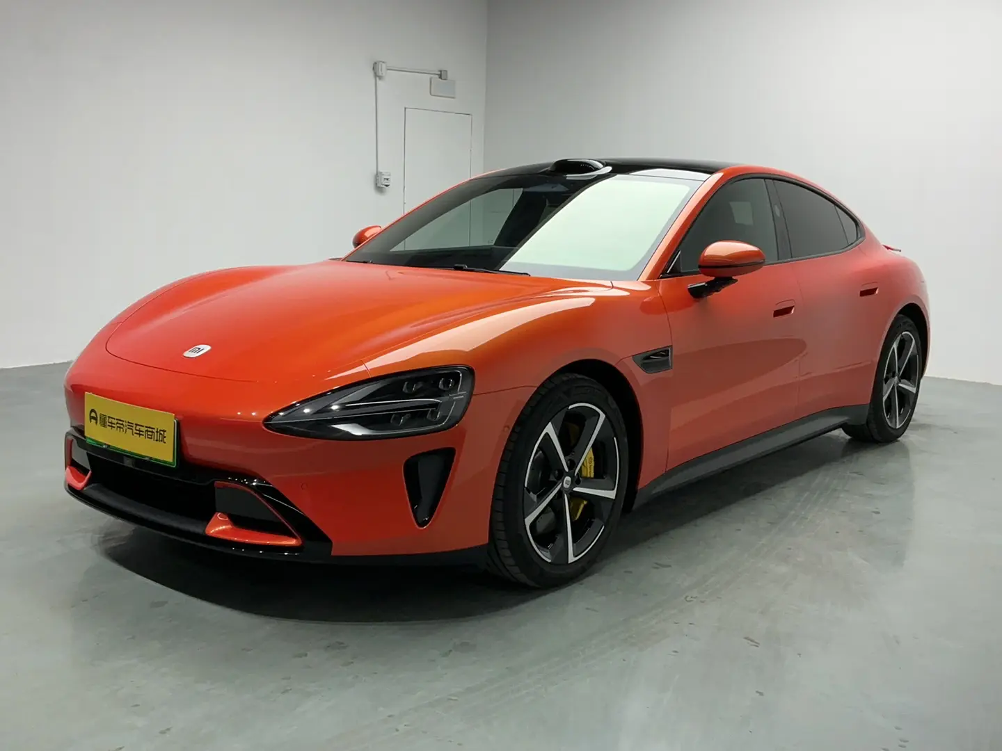 Xiaomi car Xiaomi SU7  из Китая