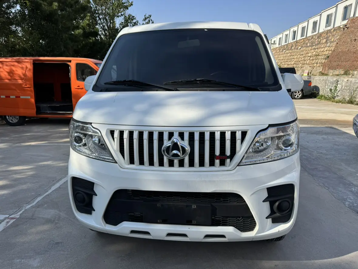 Changan Kaicene Ruixing M60  из Китая