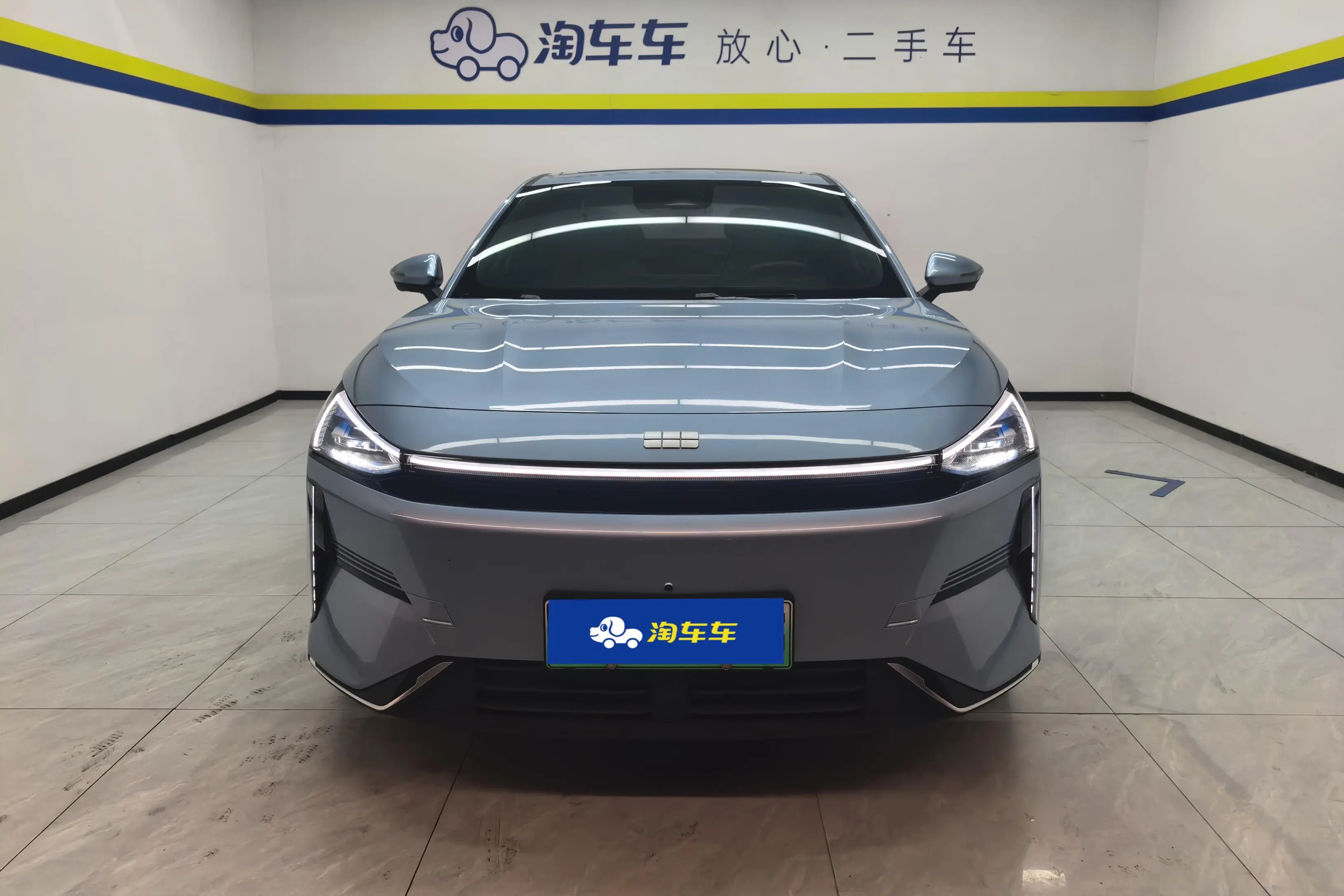 Geely Galaxy L6  из Китая