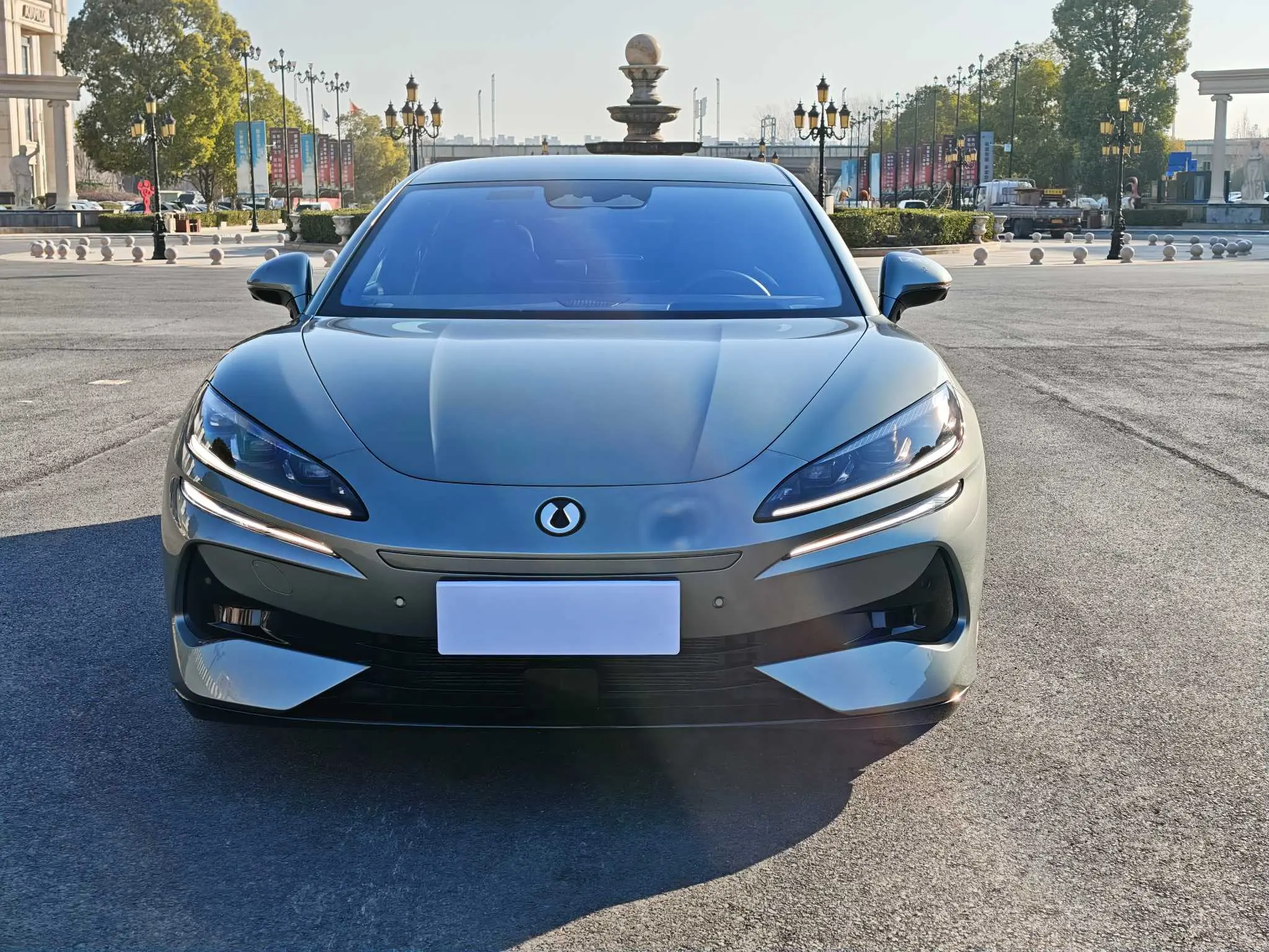 Denza DENGZH9GT DM  из Китая