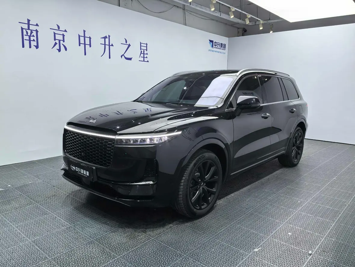 Li ONE (Ideal ONE)  из Китая