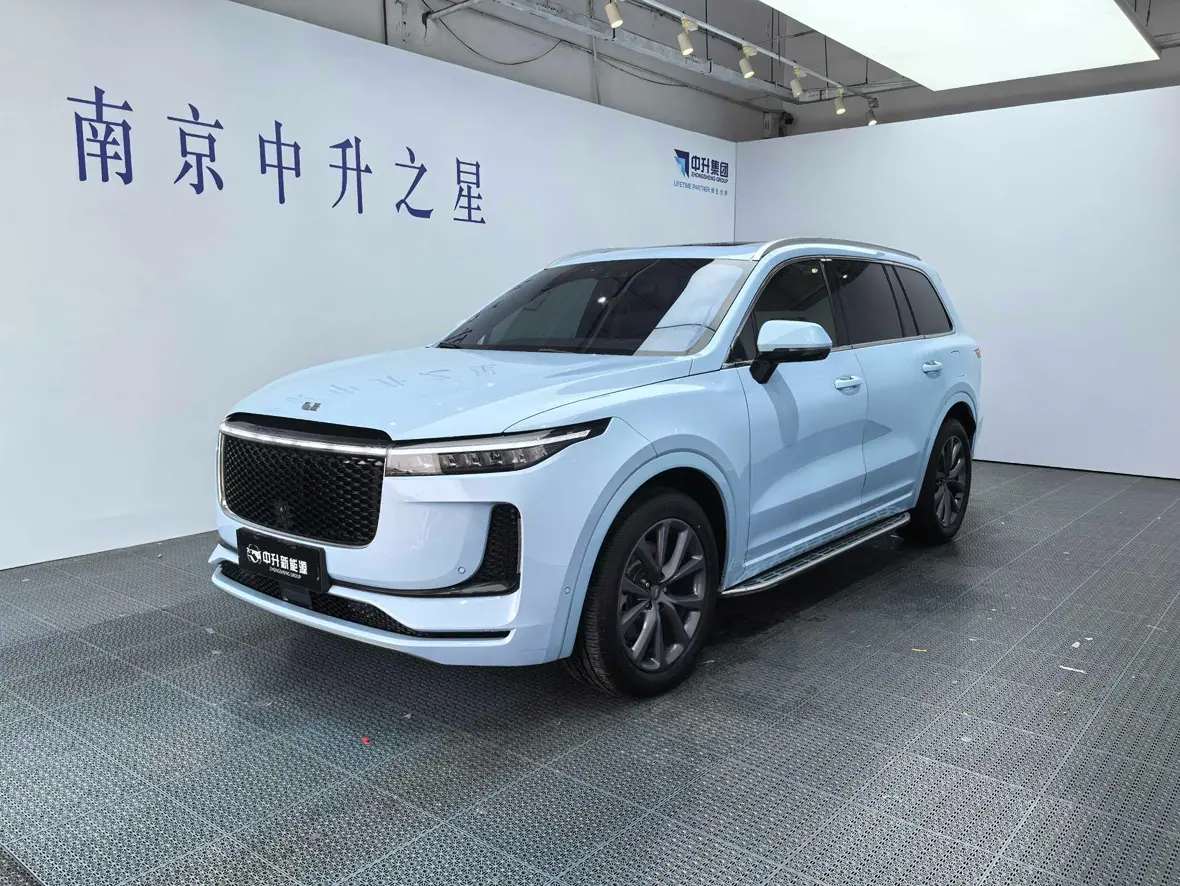 Li ONE (Ideal ONE)  из Китая