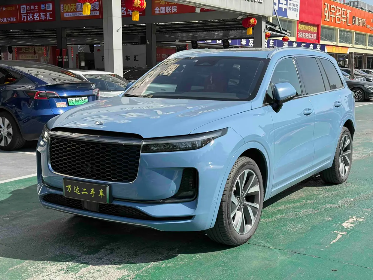 Li ONE (Ideal ONE)  из Китая