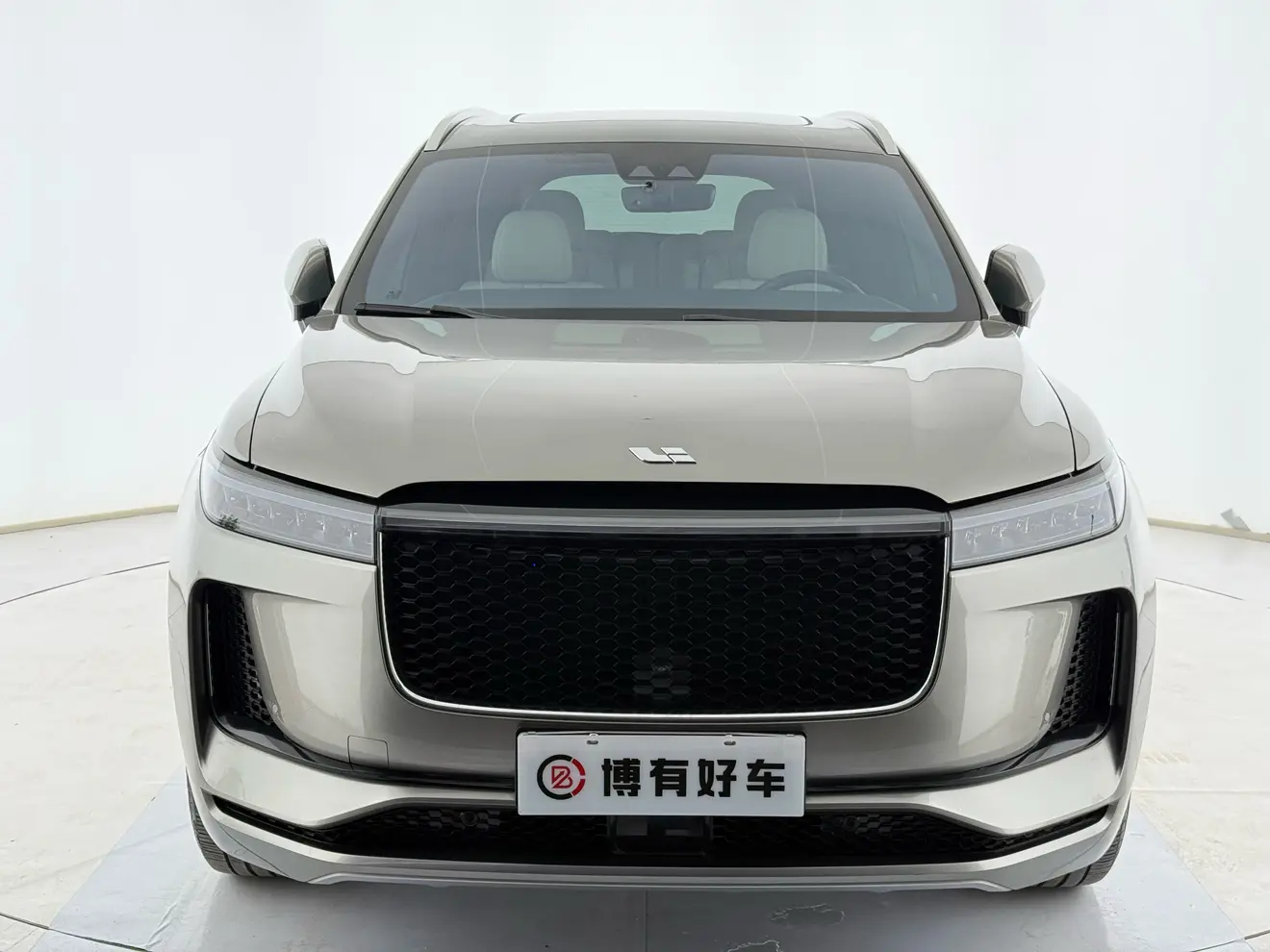 Li ONE (Ideal ONE)  из Китая