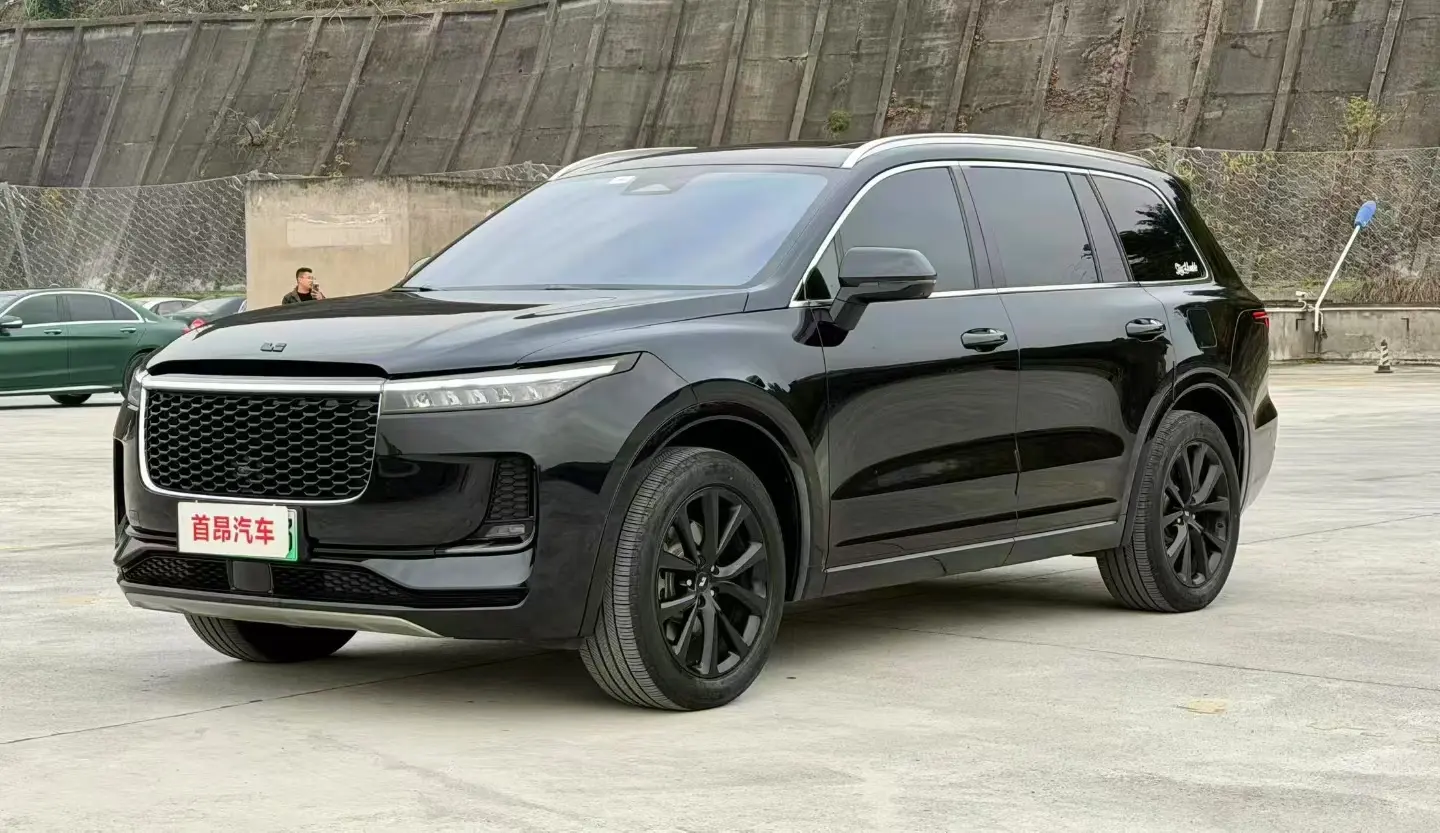 Li ONE (Ideal ONE)  из Китая