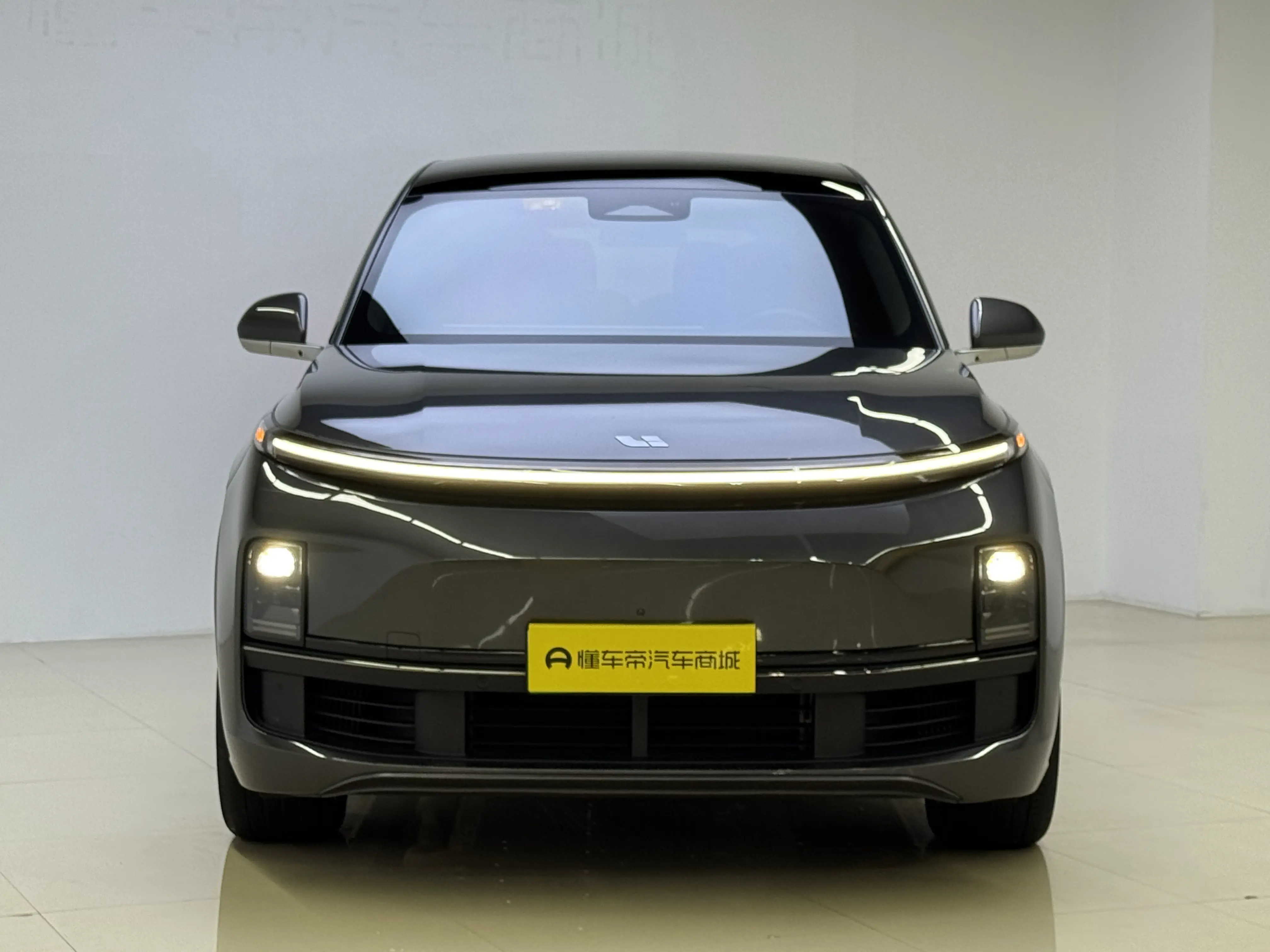 Li L8 (Ideal L8)  из Китая