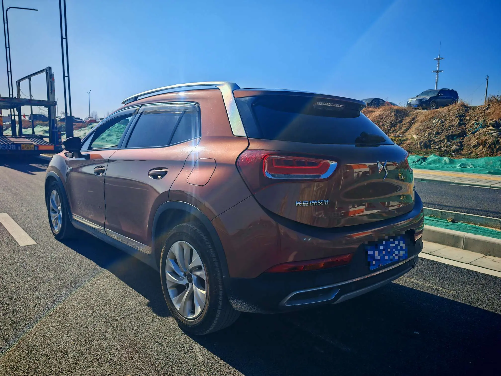 DS 6  из Китая