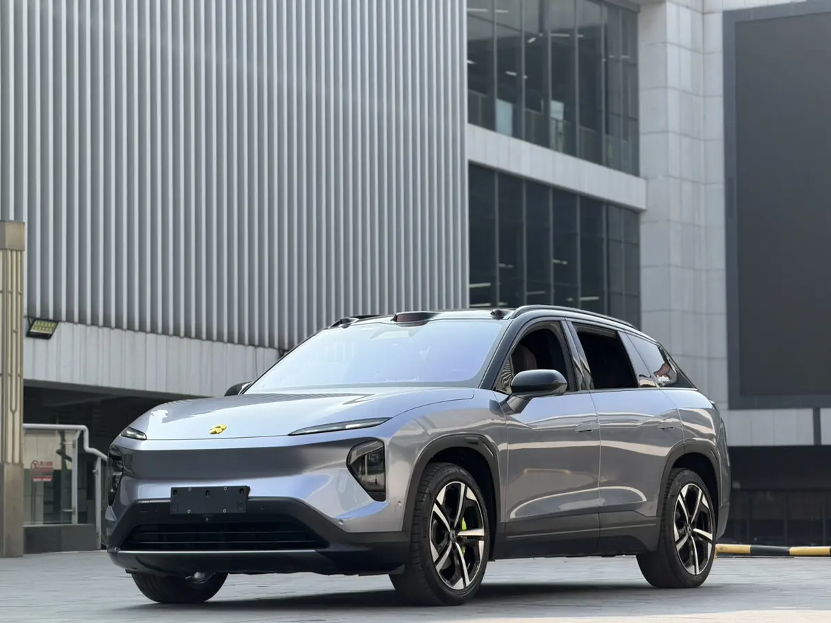 NIO ES7  из Китая