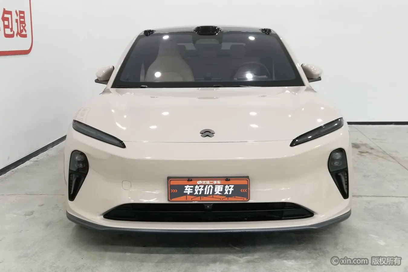 NIO ET5  из Китая