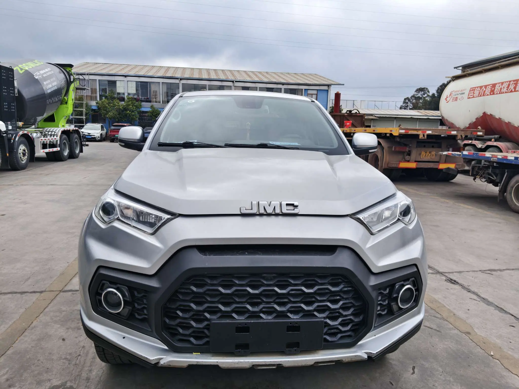 Jiangling Domain Tiger 7  из Китая