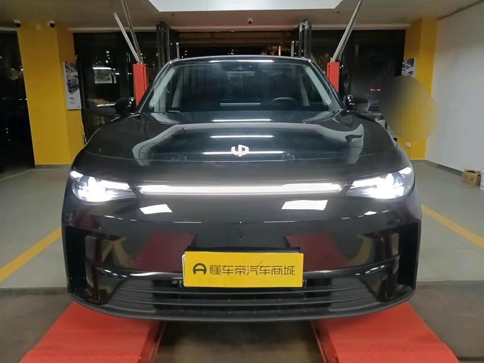 Leapmotor Zero running C10  из Китая