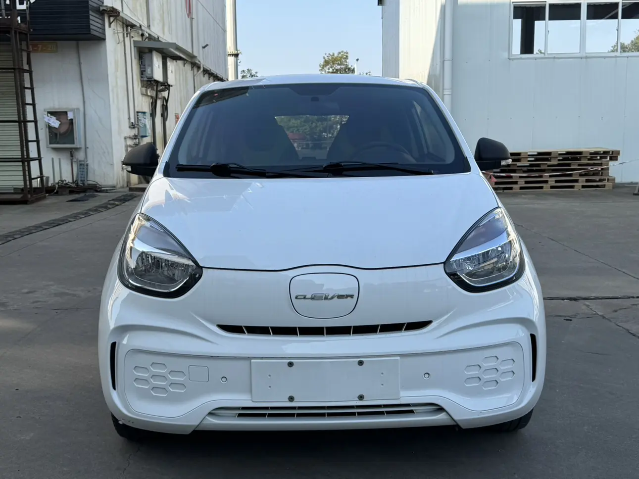 Roewe CLEVER  из Китая