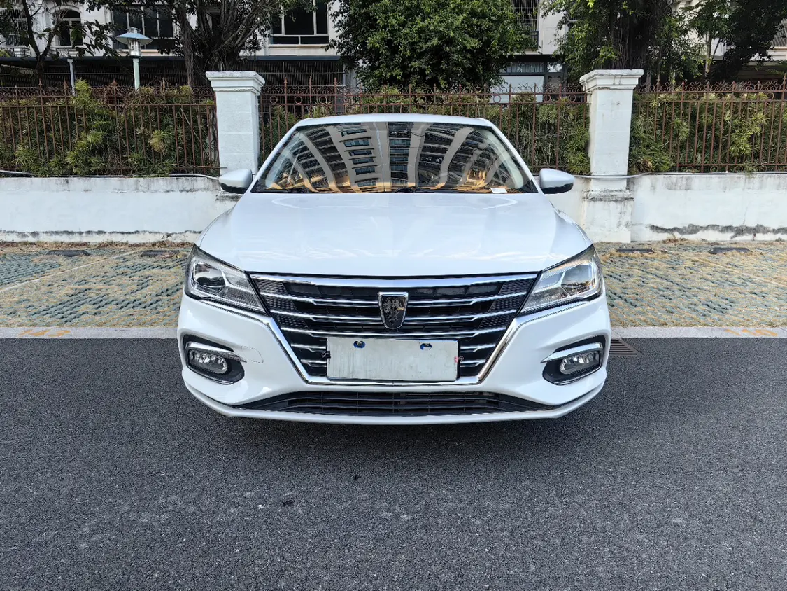 Roewe i5  из Китая